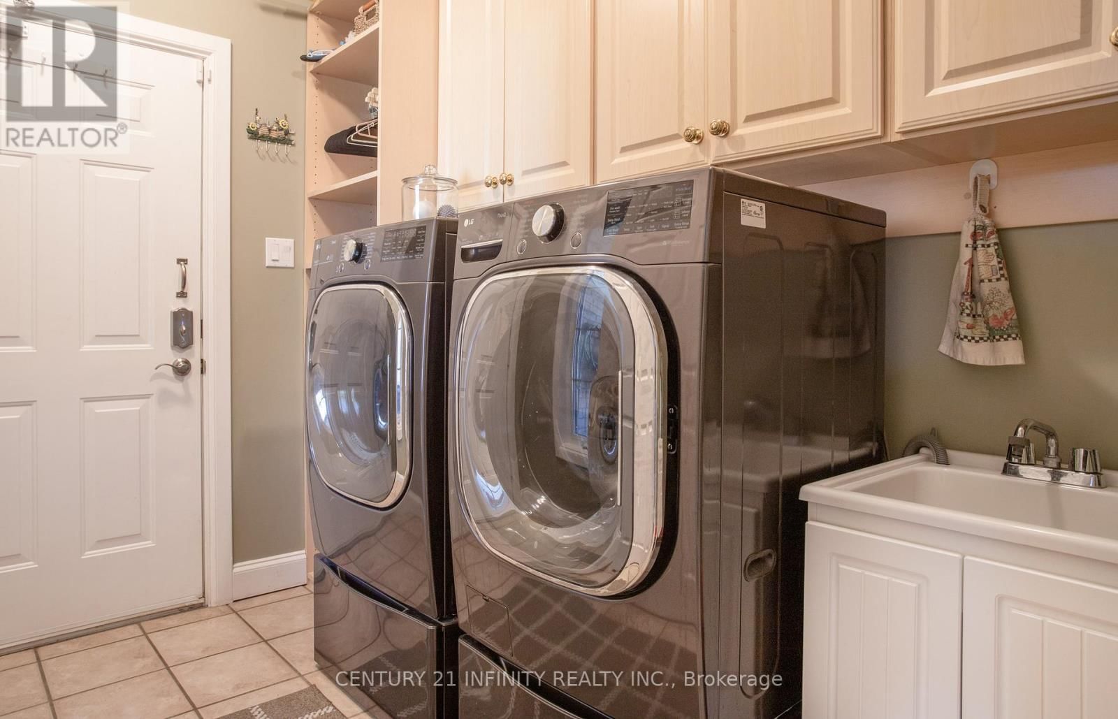 1501 KODIAK STREET Image 30