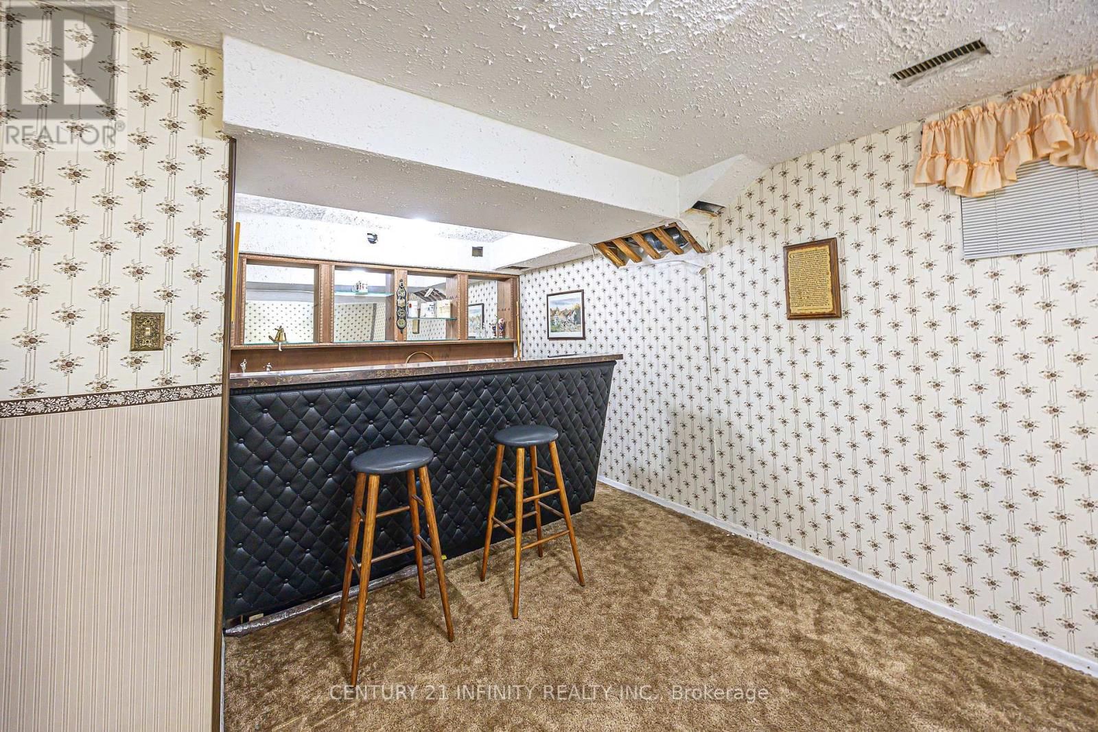 64 - 4662 KINGSTON ROAD Image 21