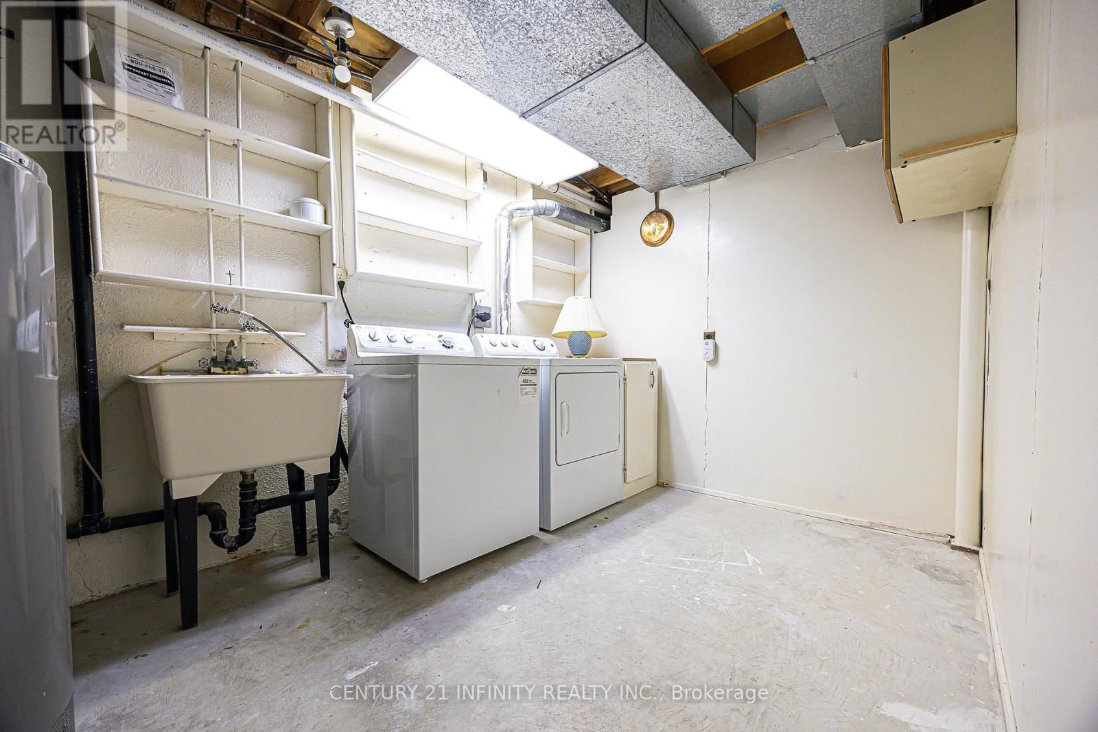 64 - 4662 KINGSTON ROAD Image 23