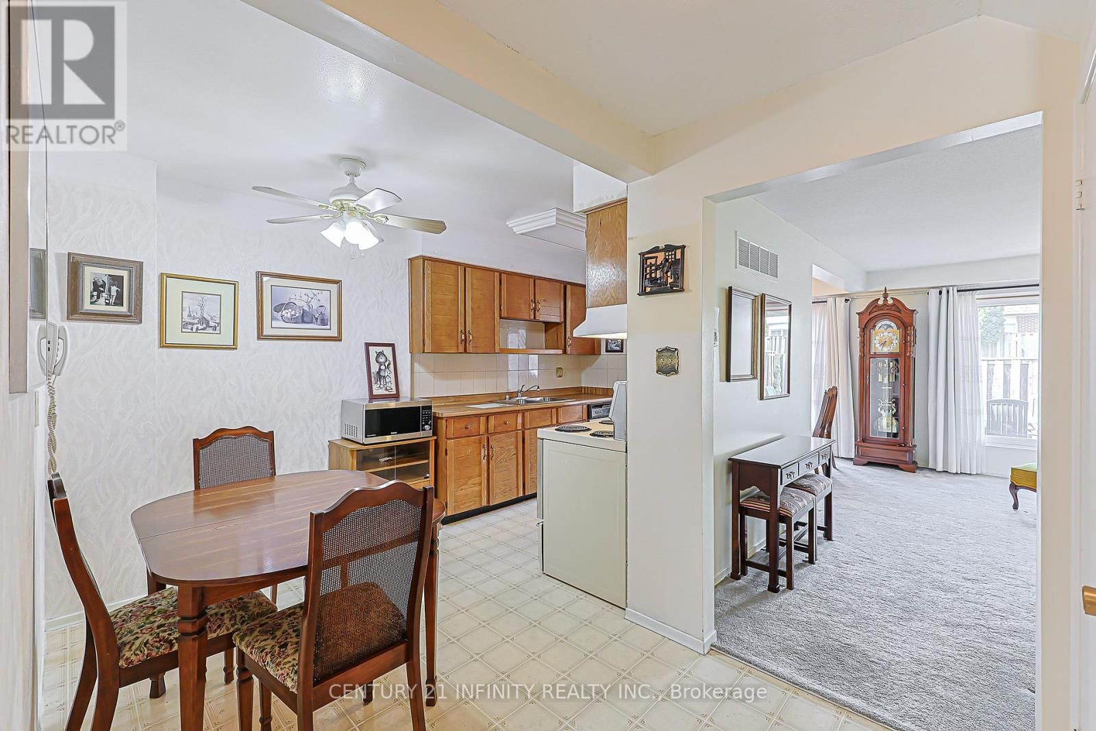 64 - 4662 KINGSTON ROAD Image 3