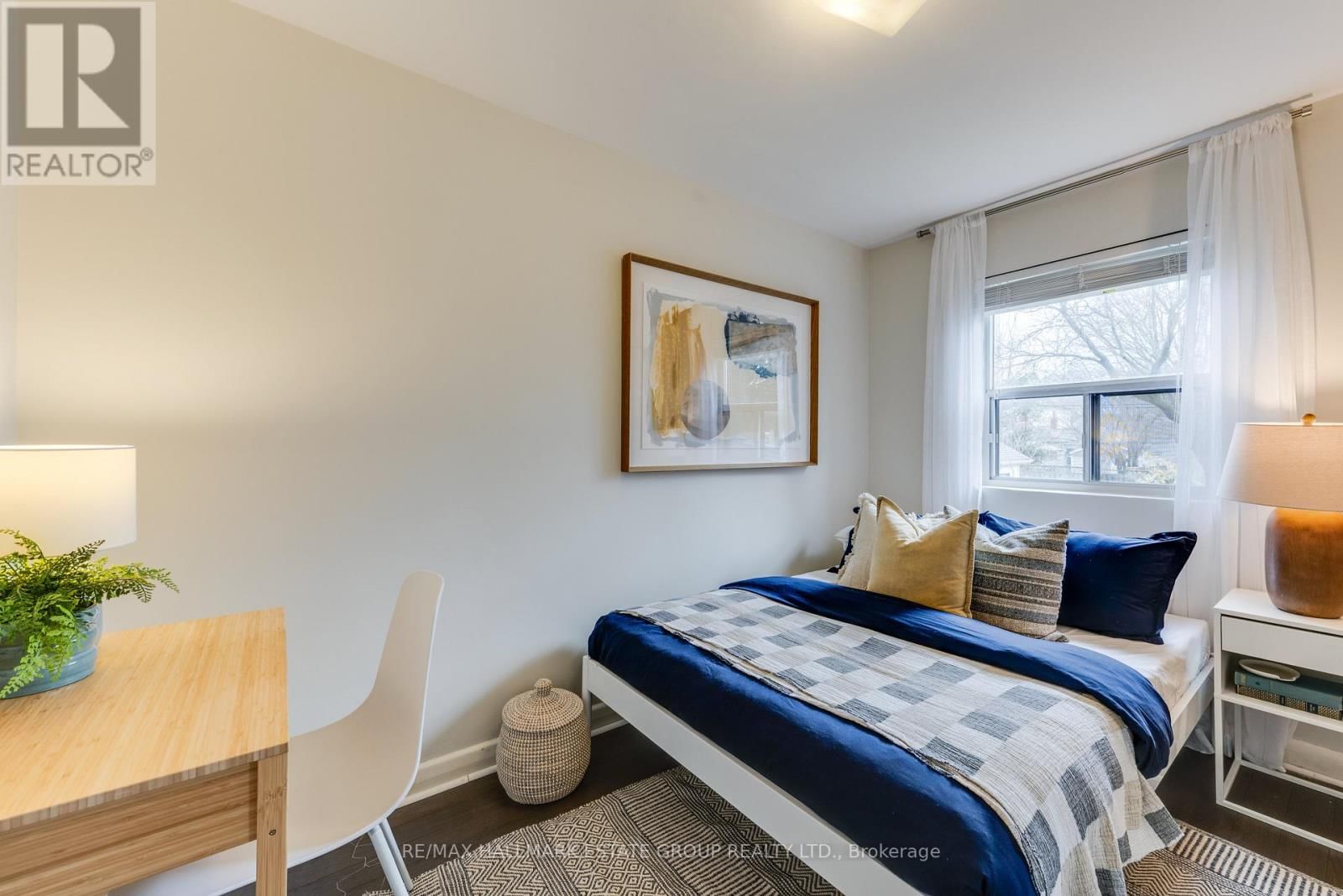 225 WOODVILLE AVENUE Image 11