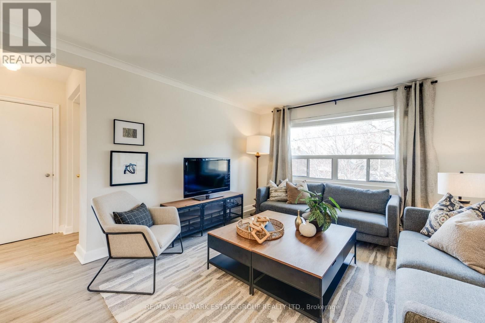 225 WOODVILLE AVENUE Image 19