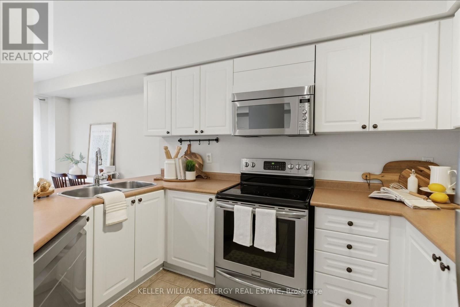 1698 WOODGATE TRAIL Image 6