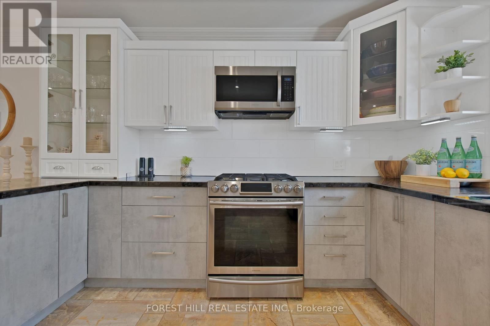 34 EDGE PARK AVENUE Image 22