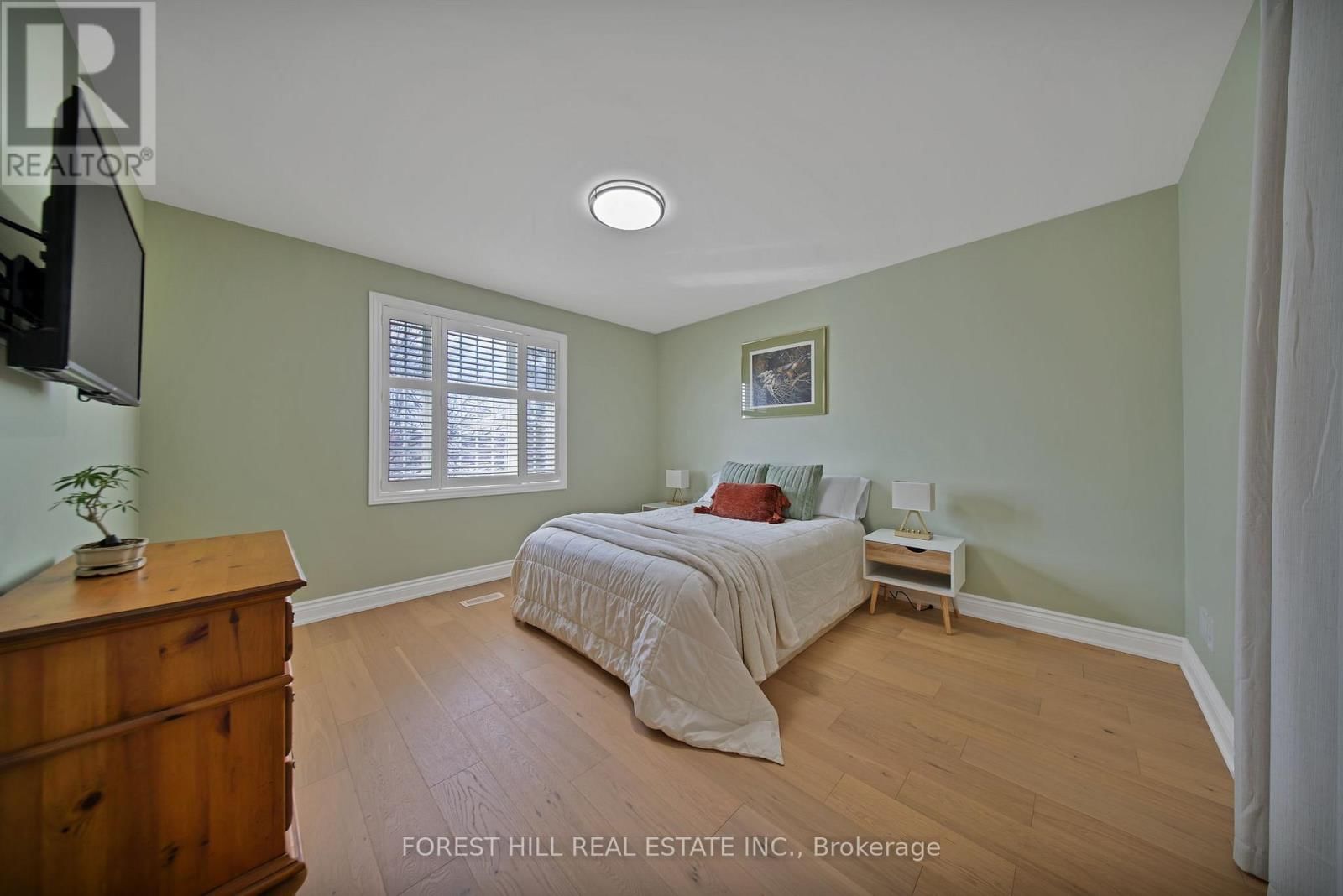 34 EDGE PARK AVENUE Image 32