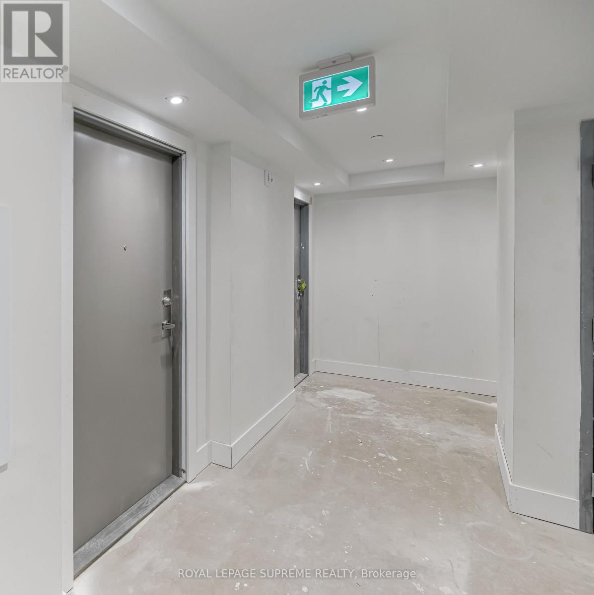 1020 - 51 CLARINGTON BOULEVARD Image 25