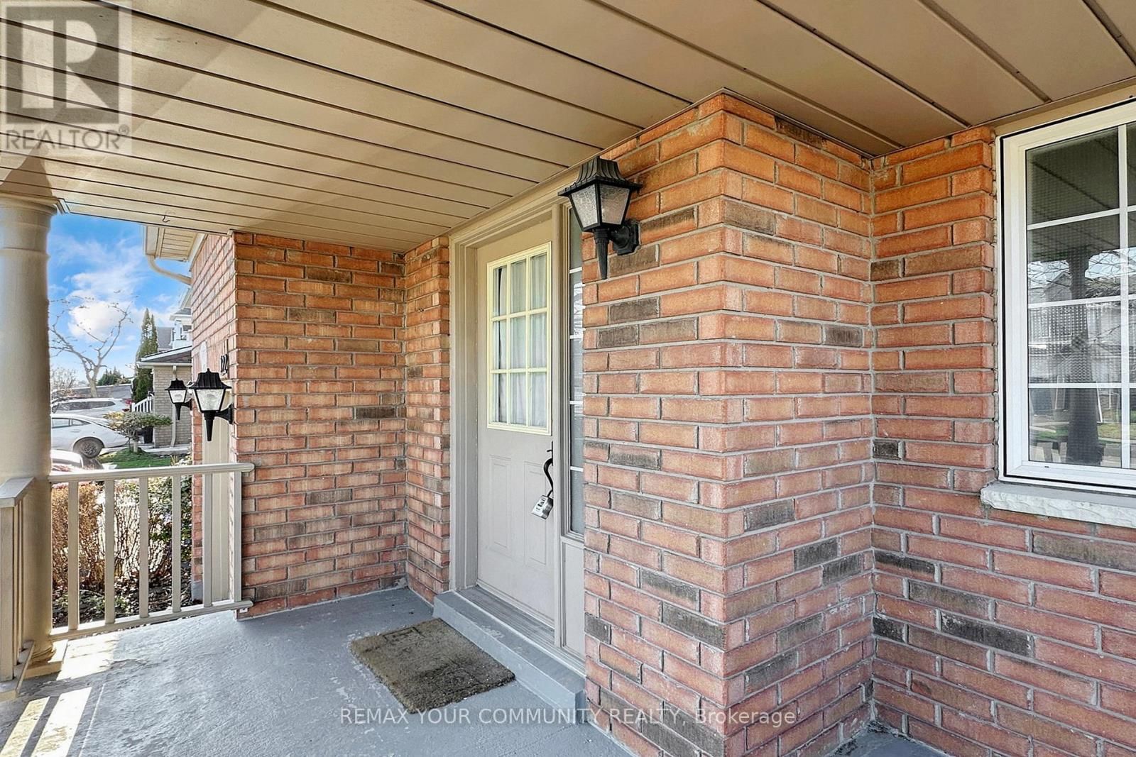 122 WHITBY SHORES Image 5