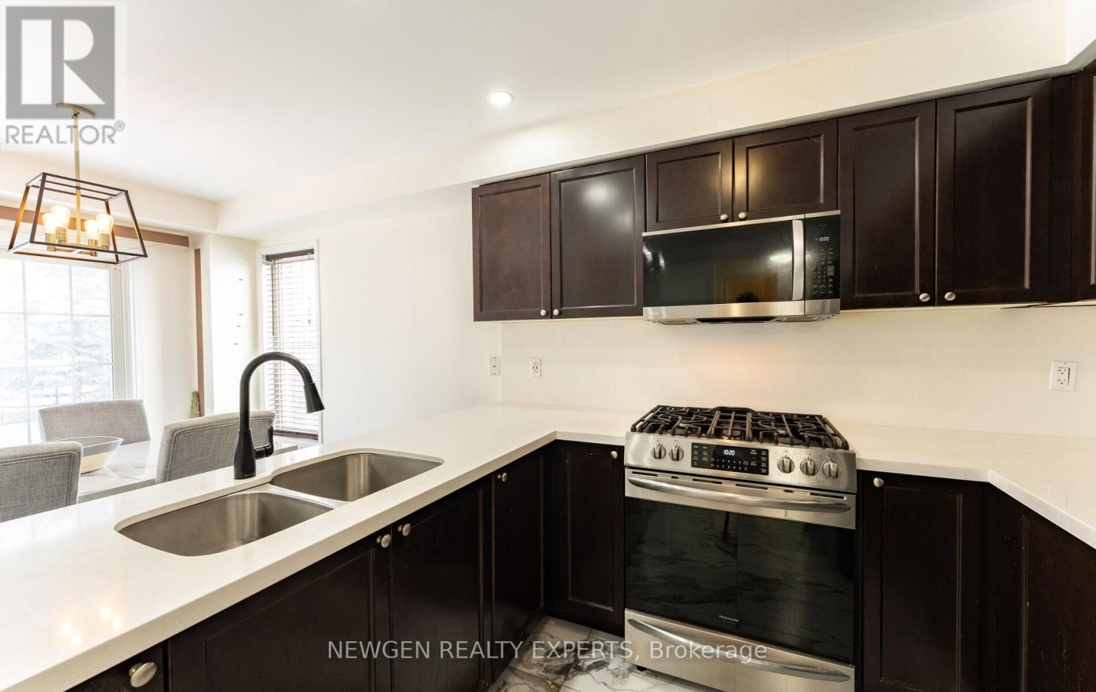 2319 WINLORD PLACE NORTH Image 21