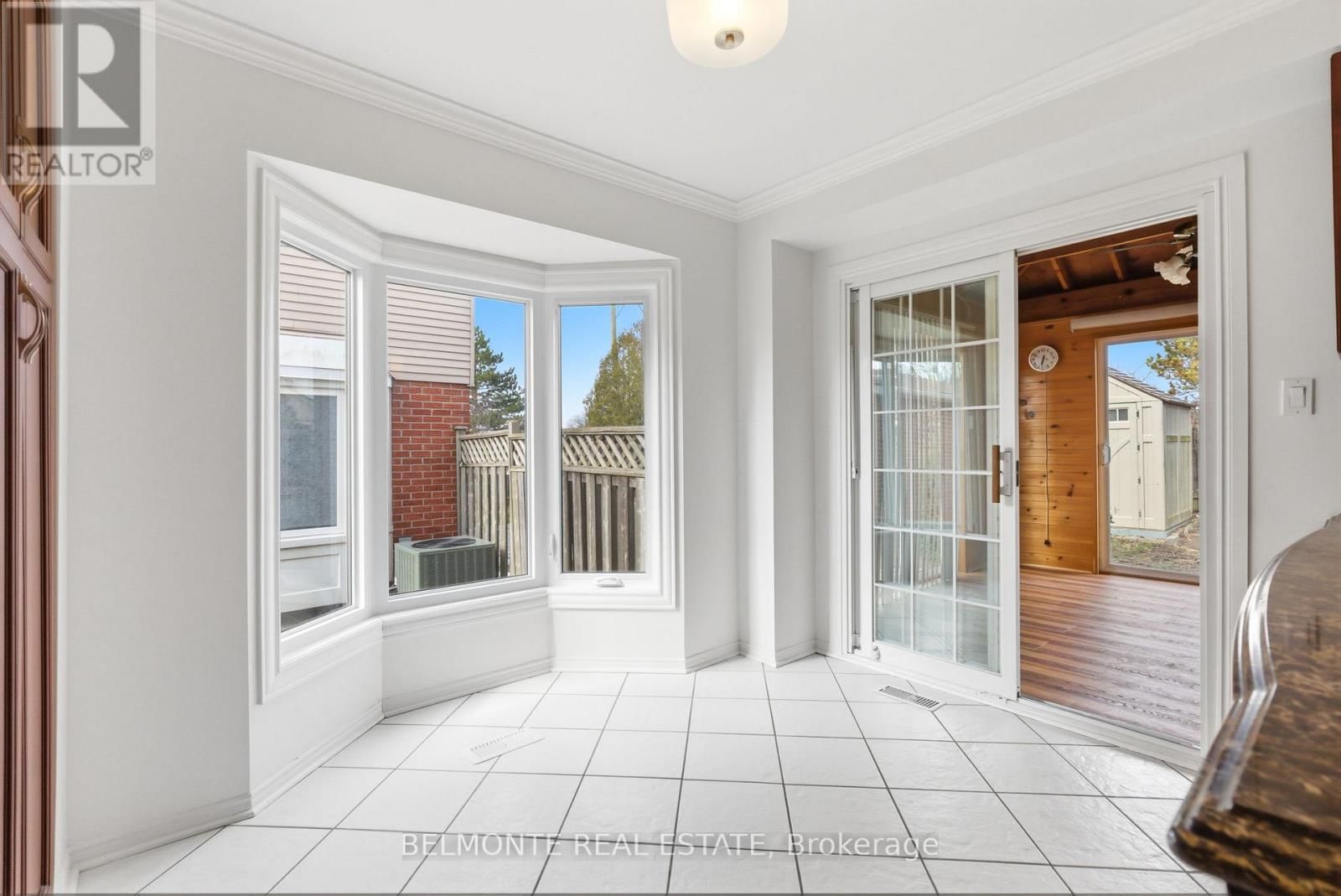 888 LAVIS COURT Image 14