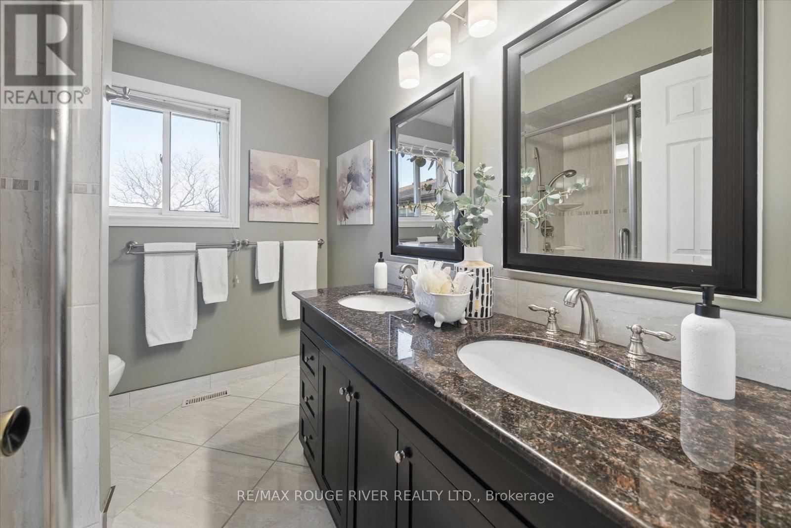 2 WORFOLK PLACE Image 22