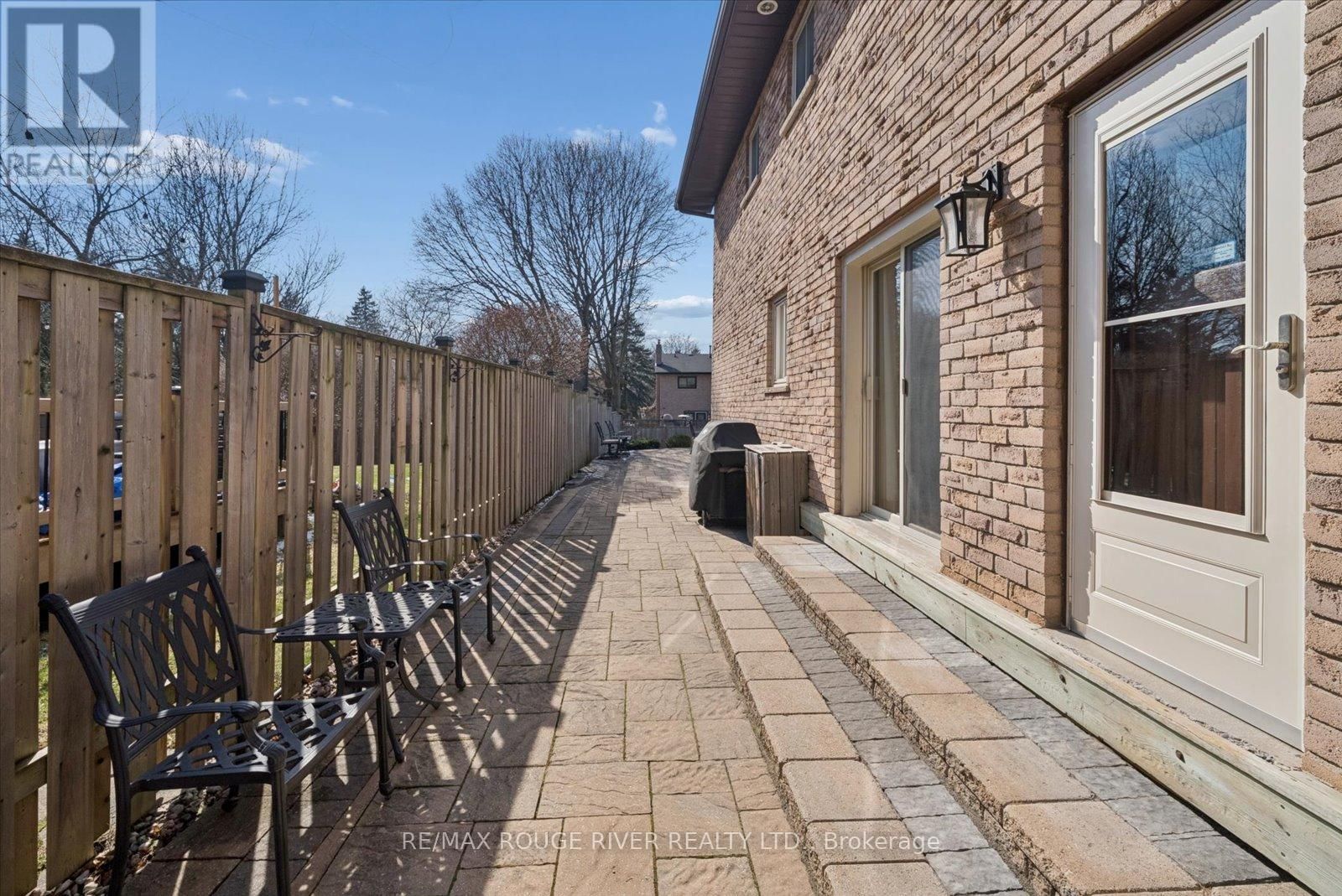 2 WORFOLK PLACE Image 36