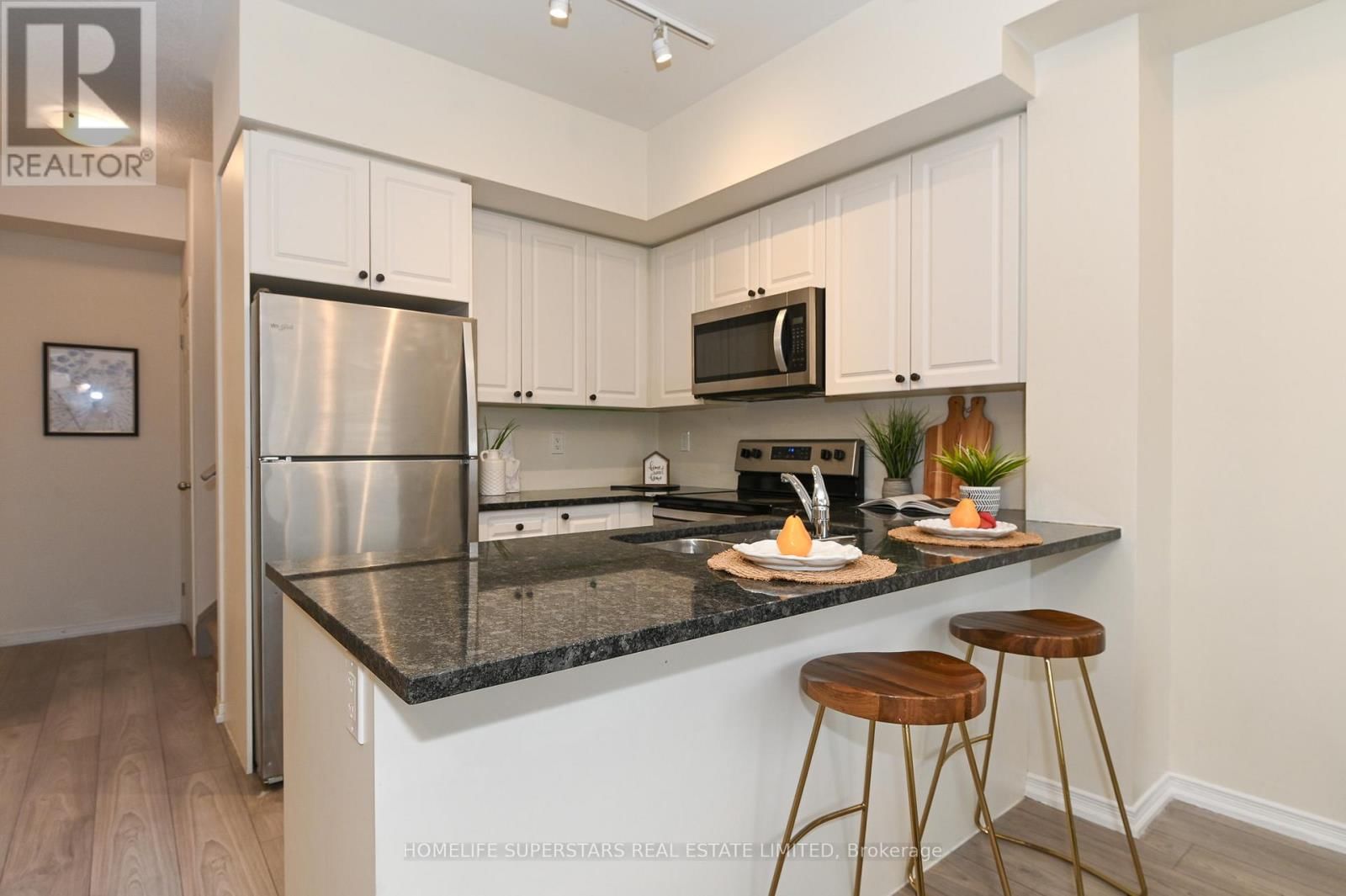 347 - 500 KINGBIRD GROVE WEST Image 8