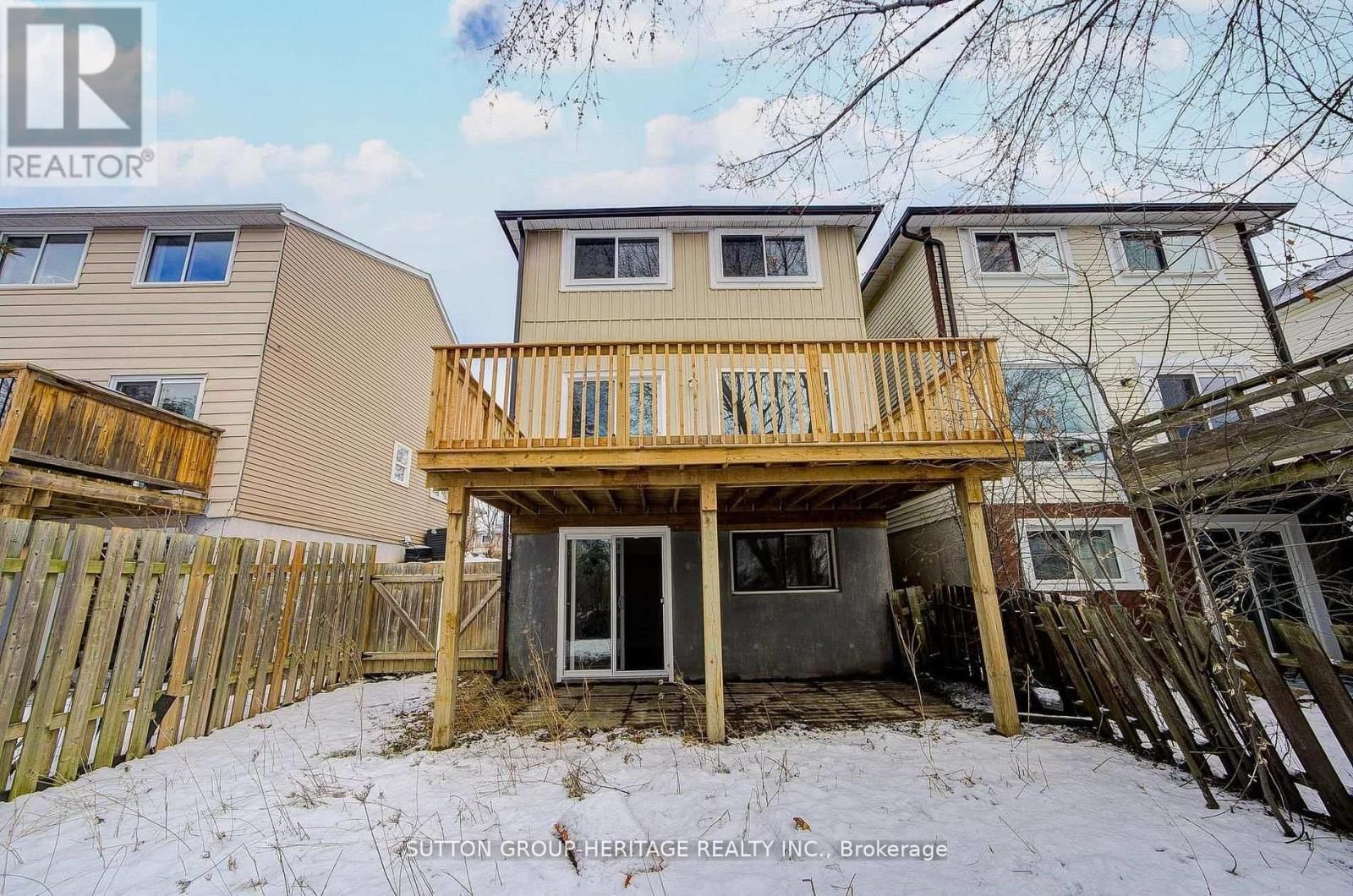 639 DOWN CRESCENT Image 38