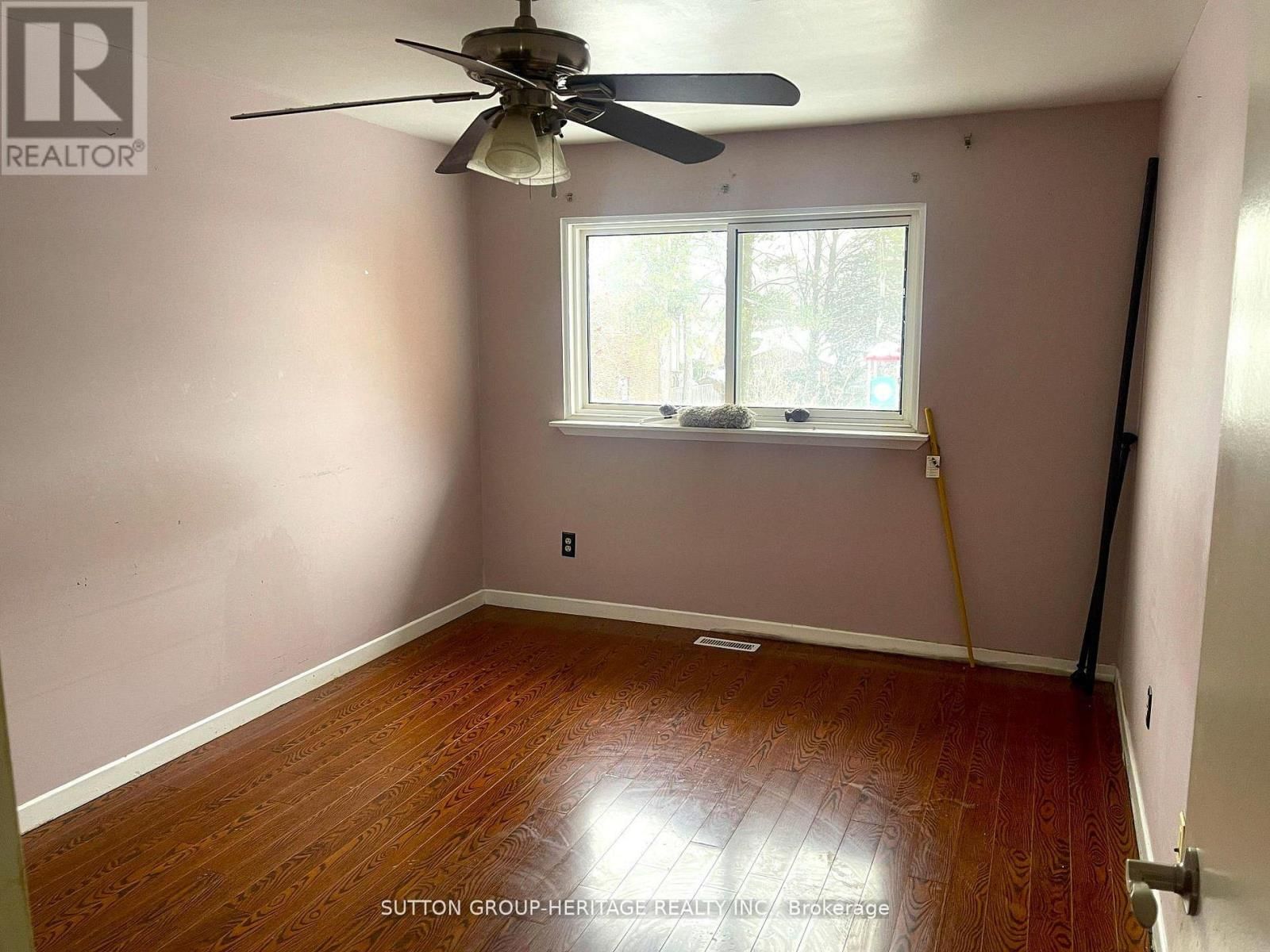 39 - 9 MICHAEL BOULEVARD Image 13