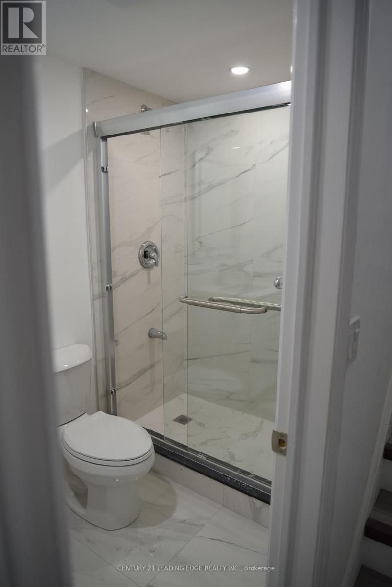 45 LOFTHOUSE DRIVE Image 14