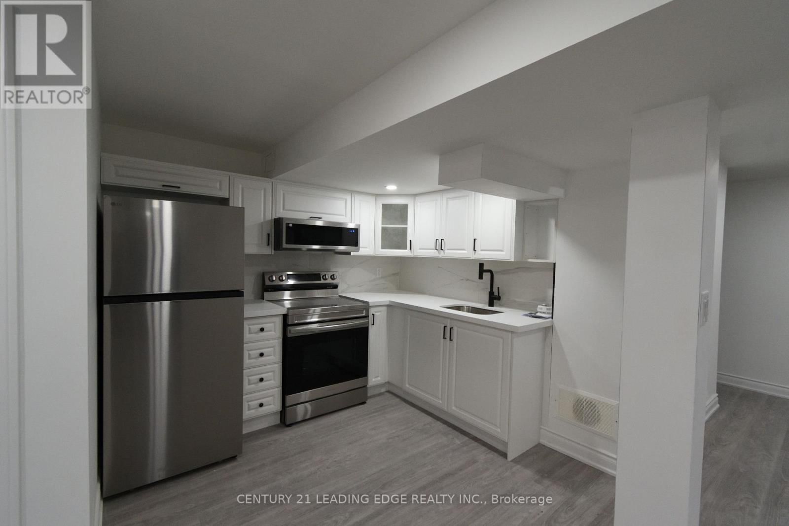 45 LOFTHOUSE DRIVE Image 5