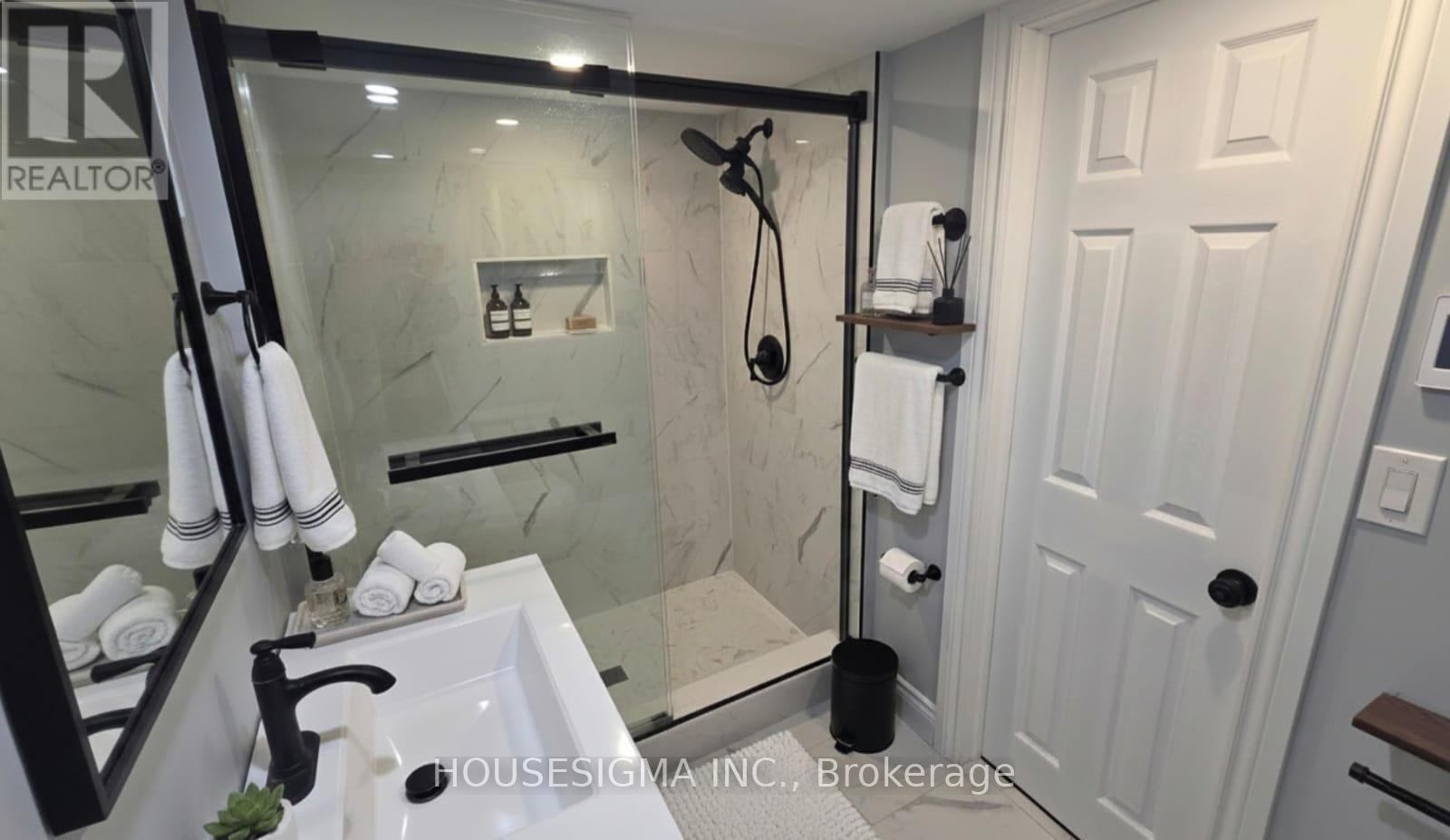 103 OAKES AVENUE Image 12