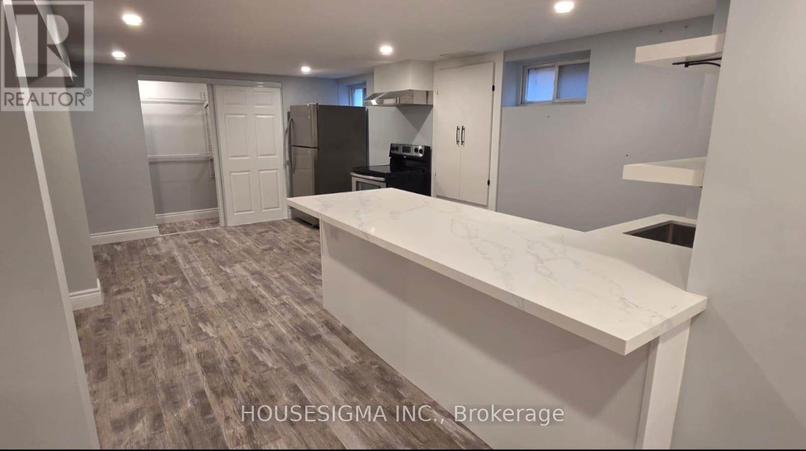 103 OAKES AVENUE Image 5