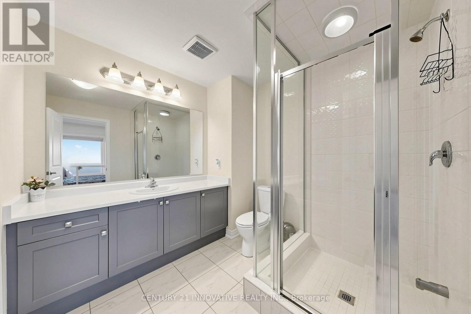 24 ICEMAKER WAY Image 26