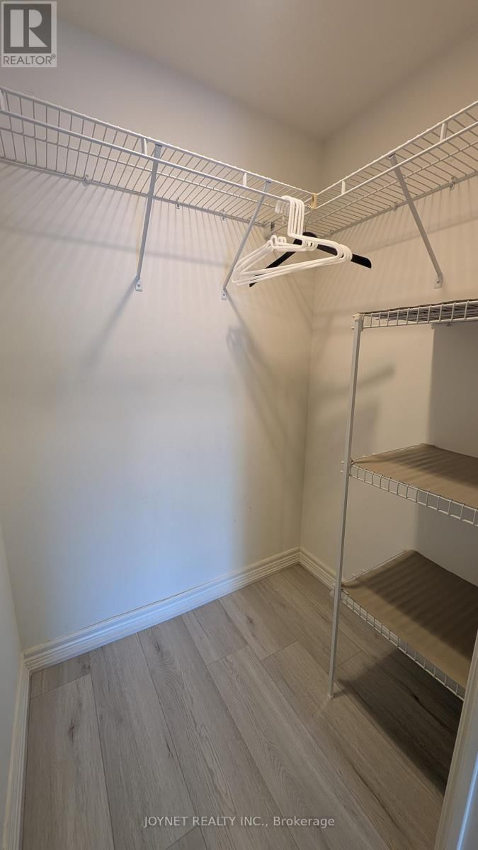 504 - 60 TOWN CENTER COURT Image 14