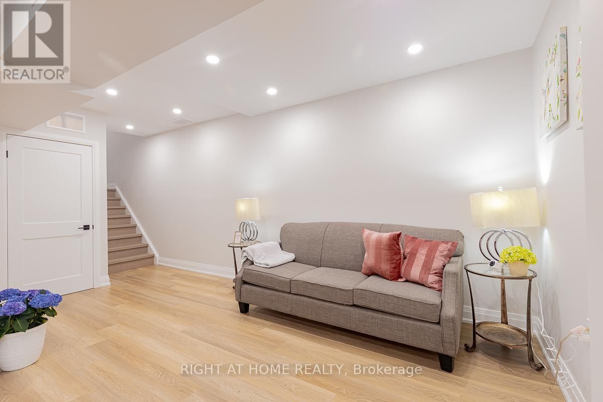 176 - 160 PALMDALE DRIVE Image 14