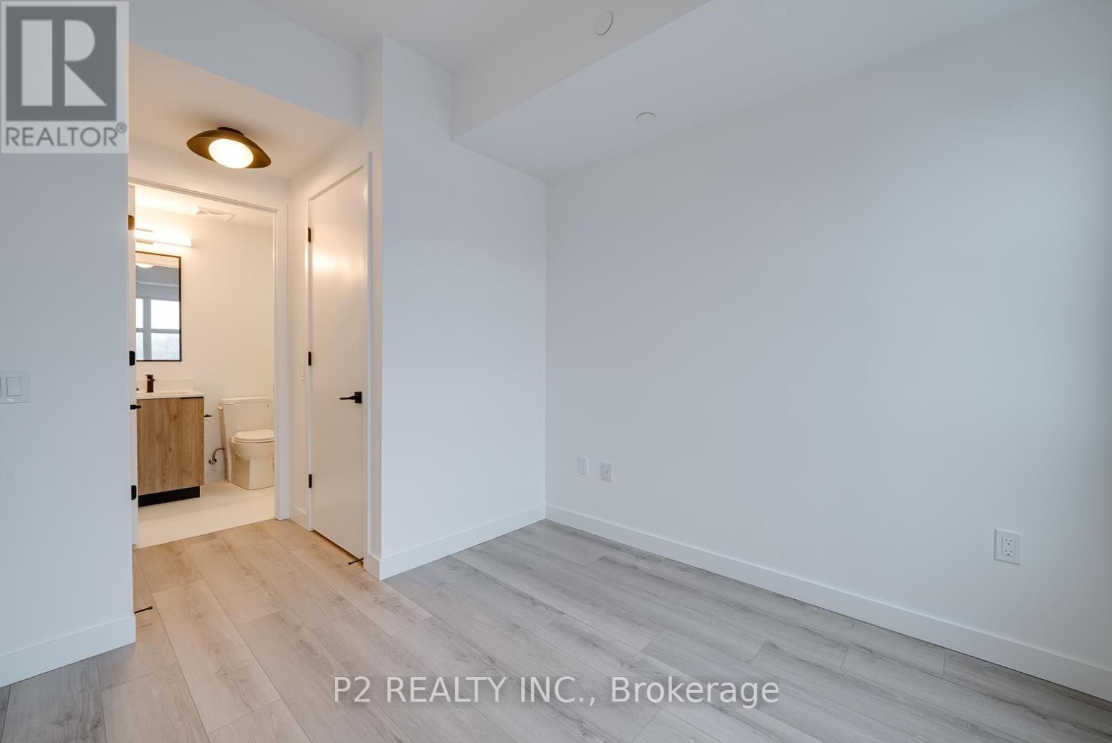 210 - 1635 MILITARY TRAIL Image 13