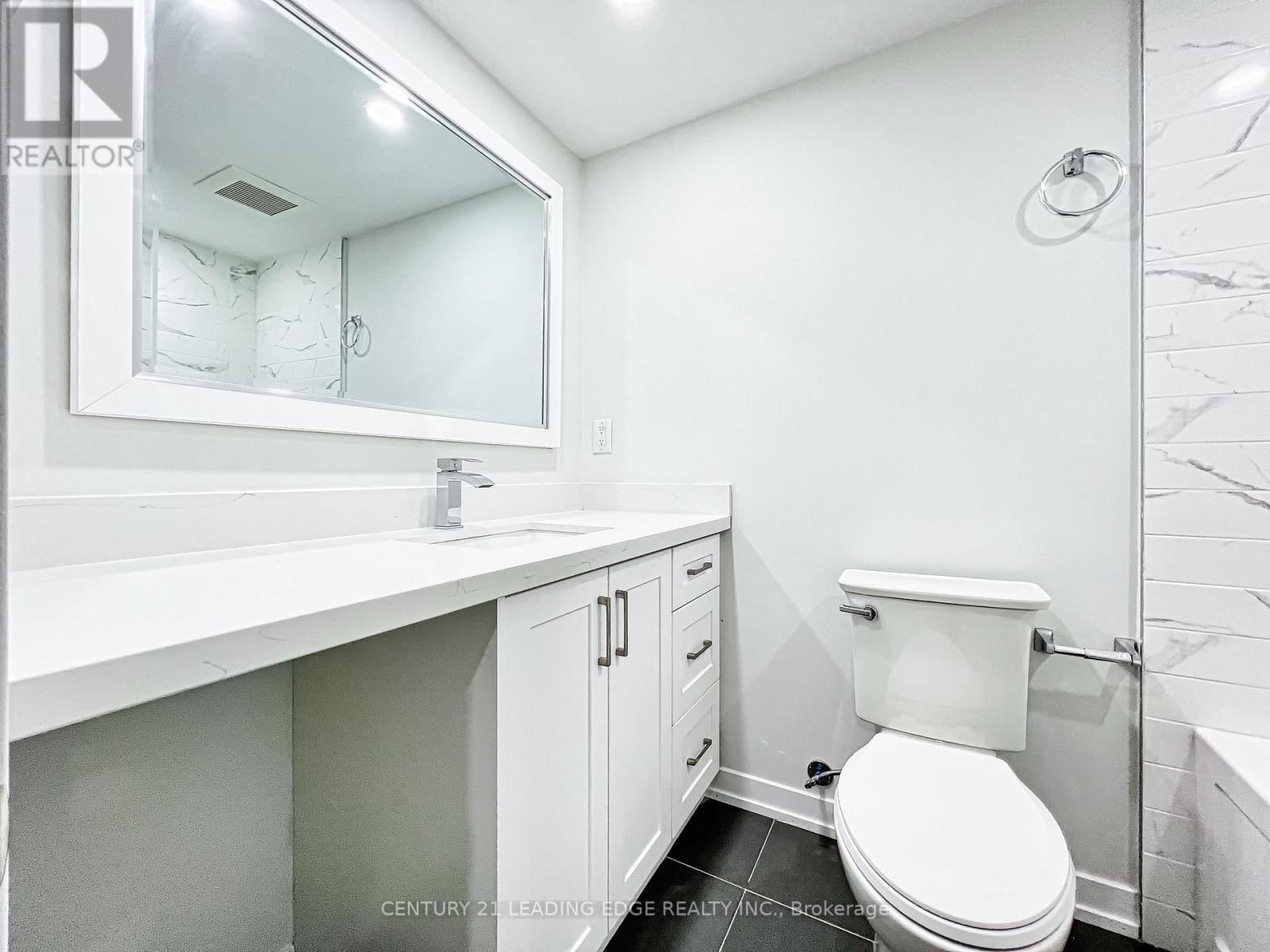 88 HEWITT CRESCENT Image 16