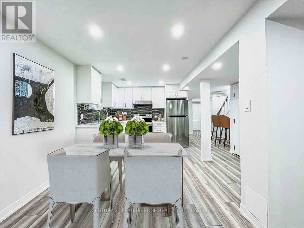 88 HEWITT CRESCENT Image 8