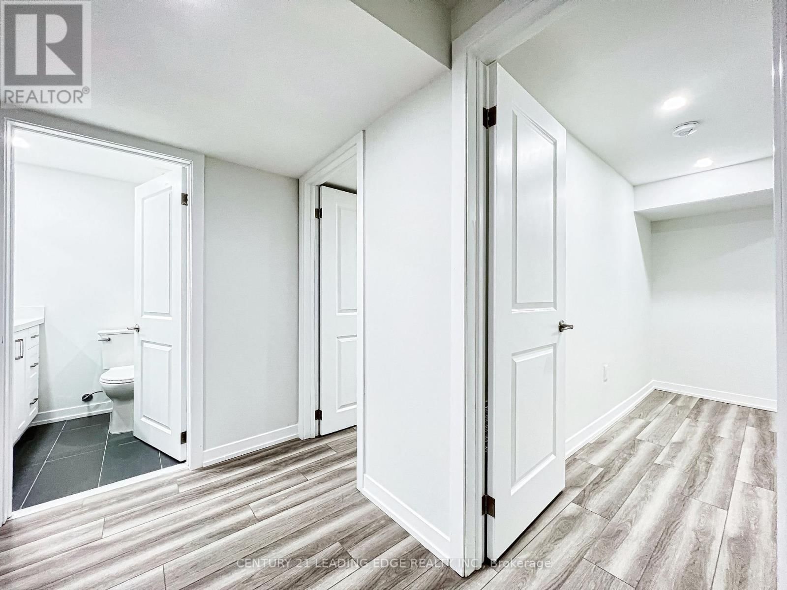 88 HEWITT CRESCENT Image 9