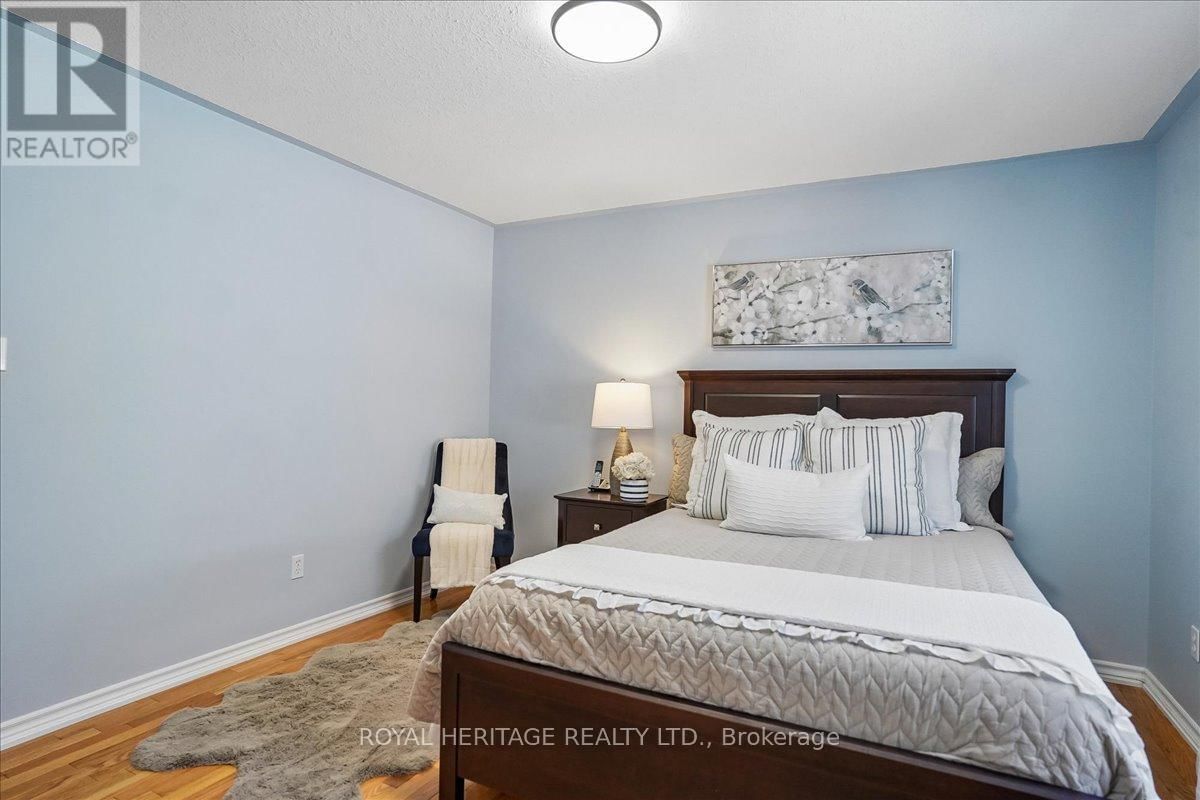 38 BINGHAM GATE Image 14