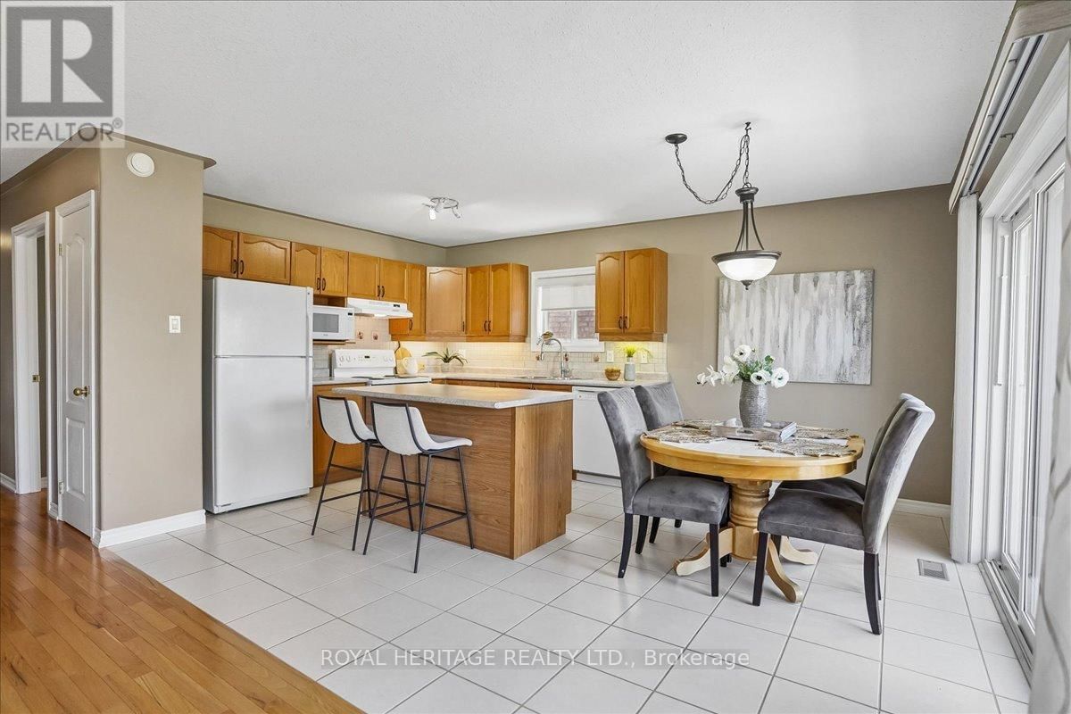 38 BINGHAM GATE Image 9