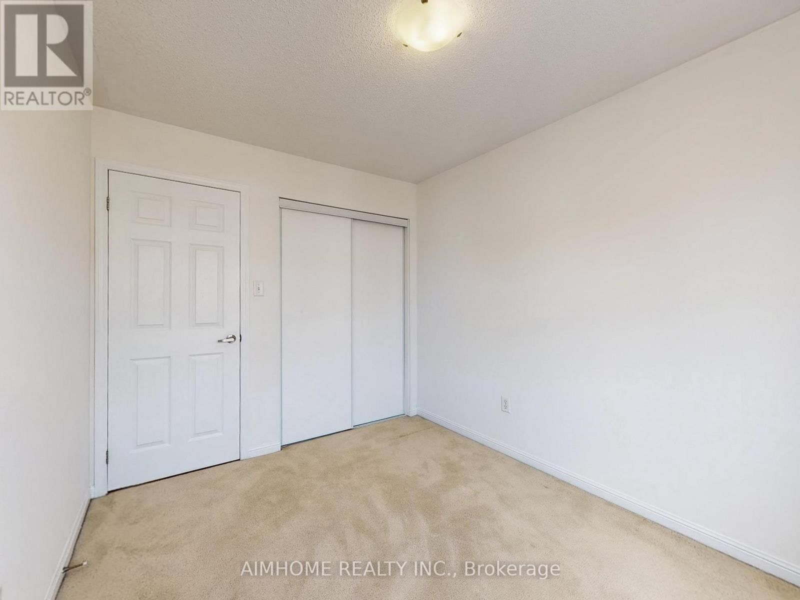 13 YATES AVENUE Image 32