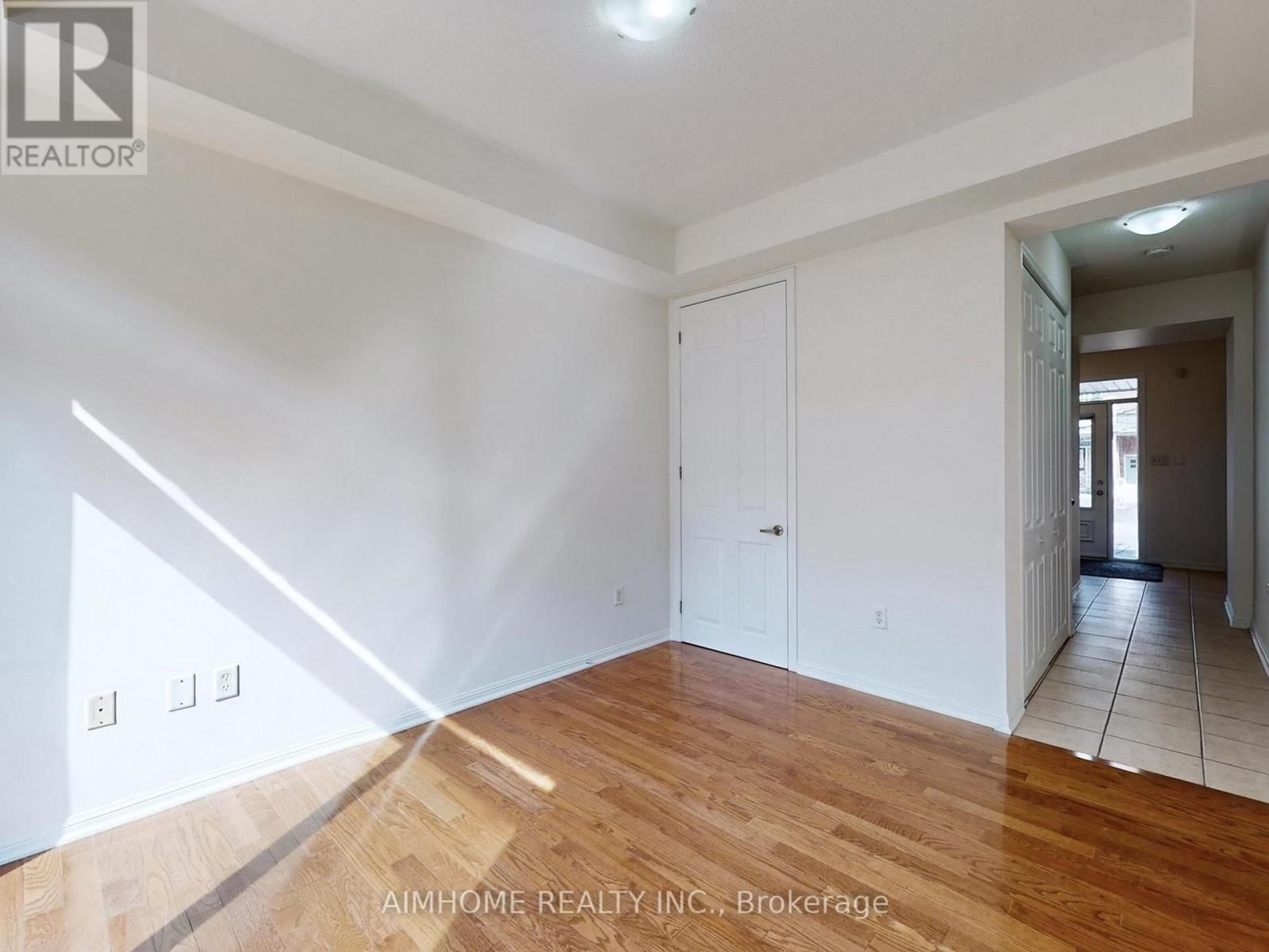 13 YATES AVENUE Image 41