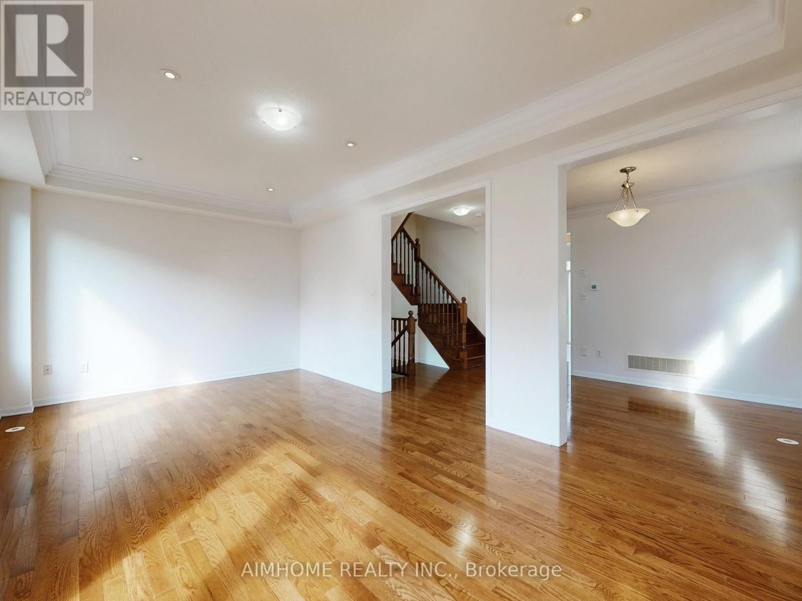 13 YATES AVENUE Image 6