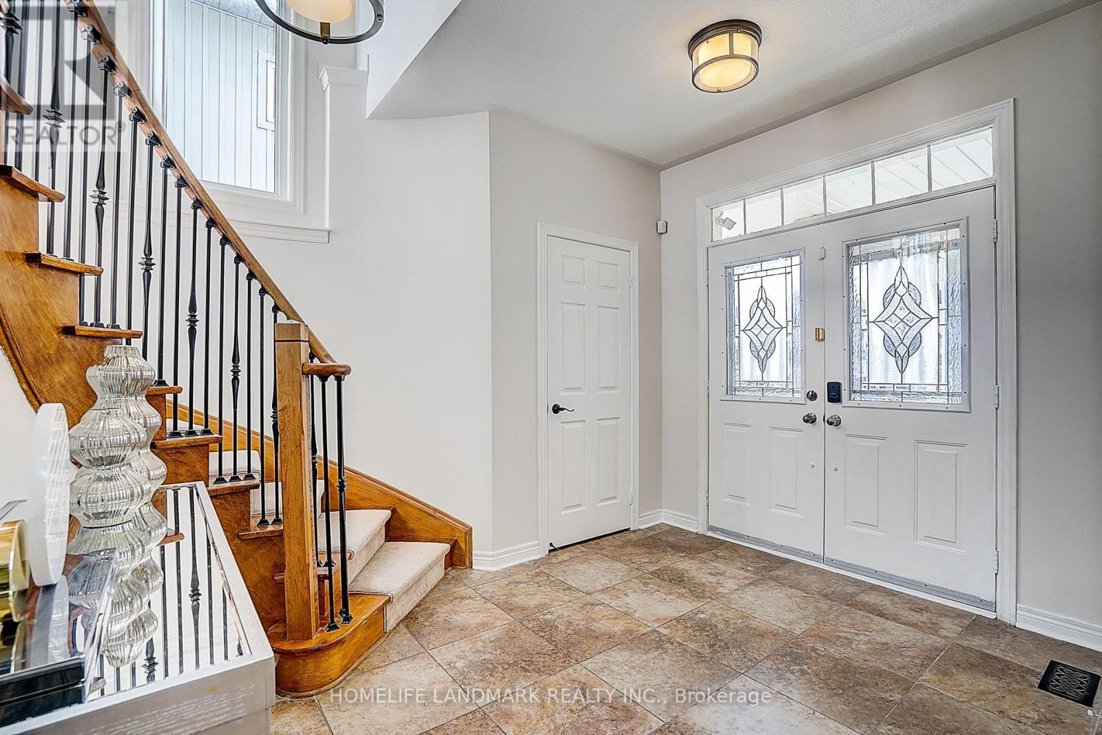 81 HELSTON CRESCENT Image 5