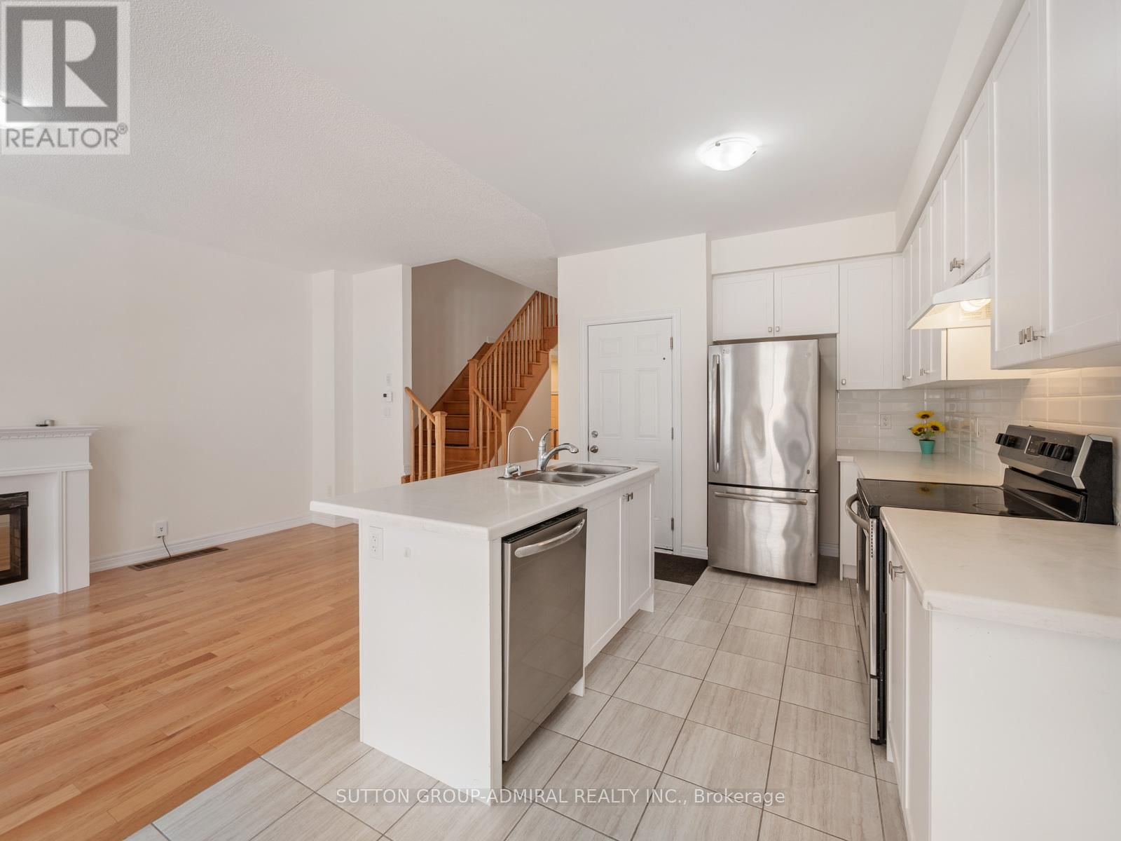 1152 SEPIA SQUARE Image 11