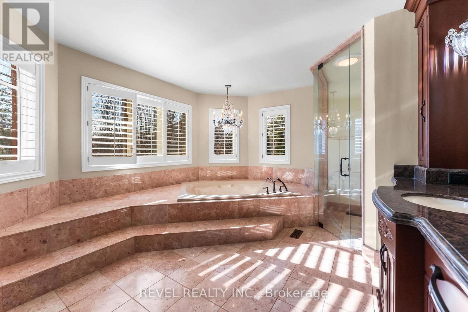 1486 ASHWOOD GATE Image 23