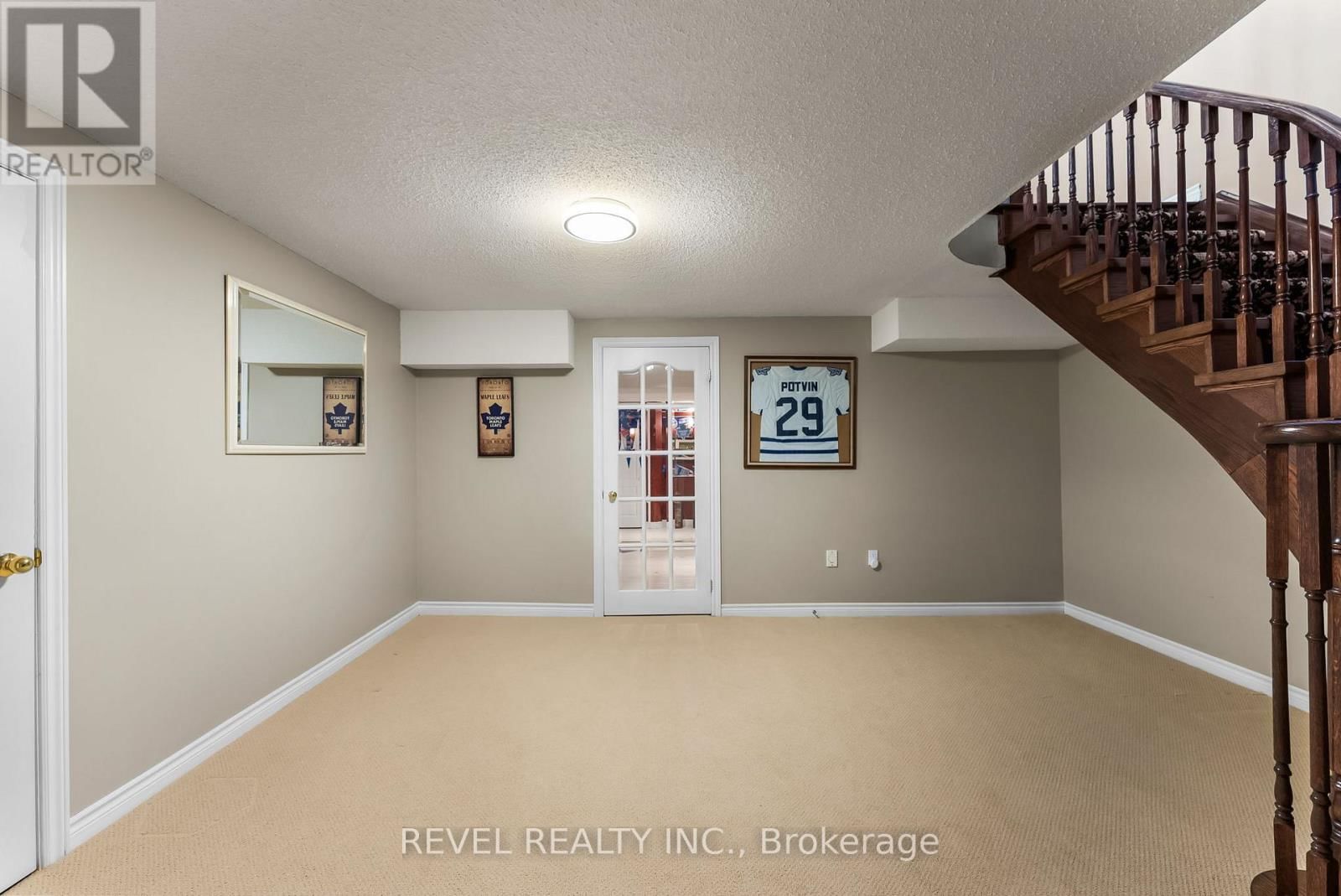 1486 ASHWOOD GATE Image 34