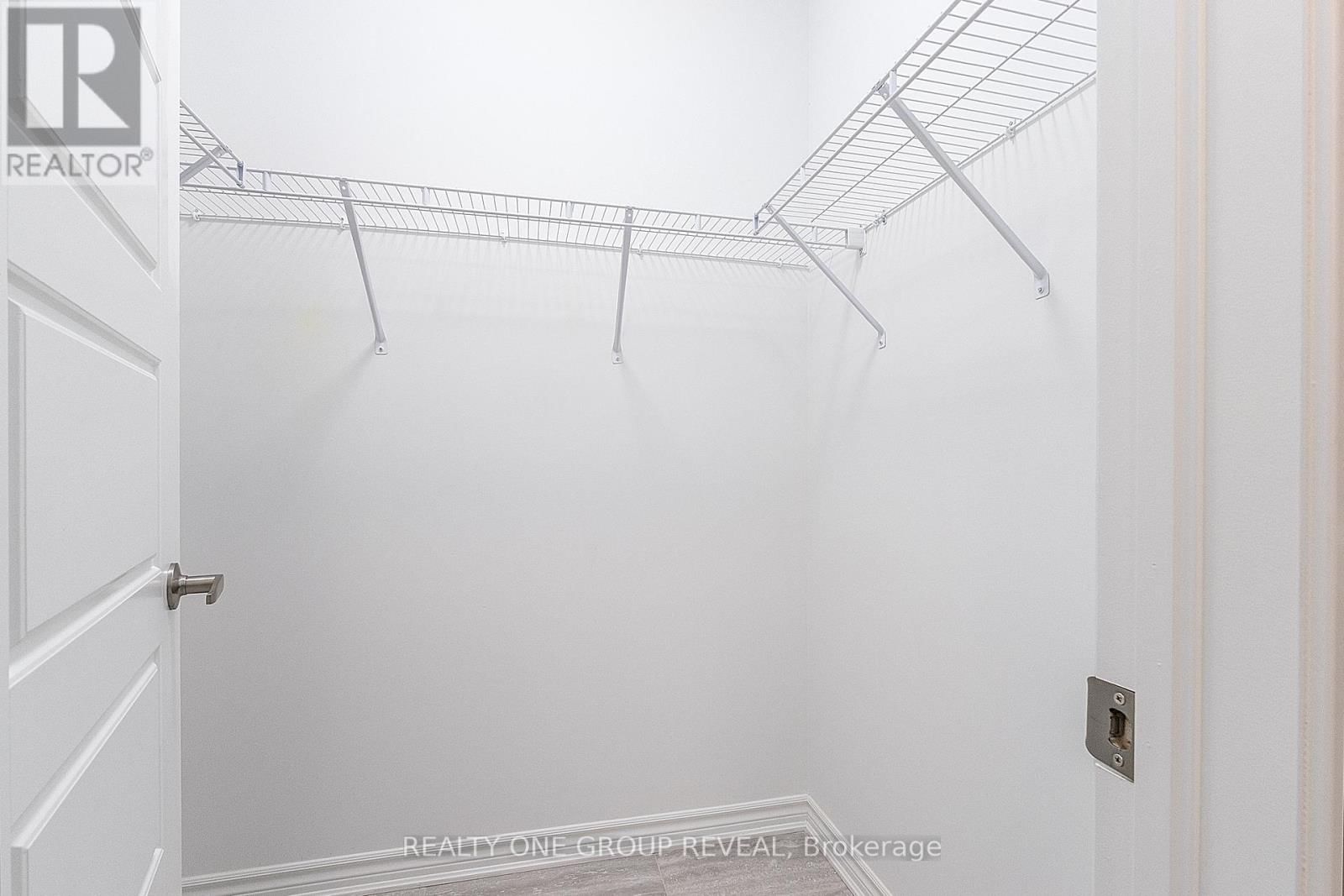 3383 SALT SPRINGS DRIVE Image 7