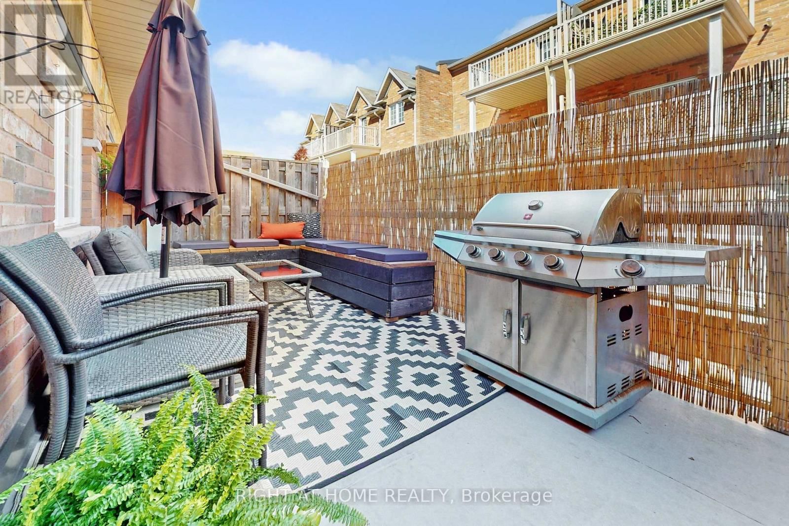 33 BROCKVILLE STREET Image 17