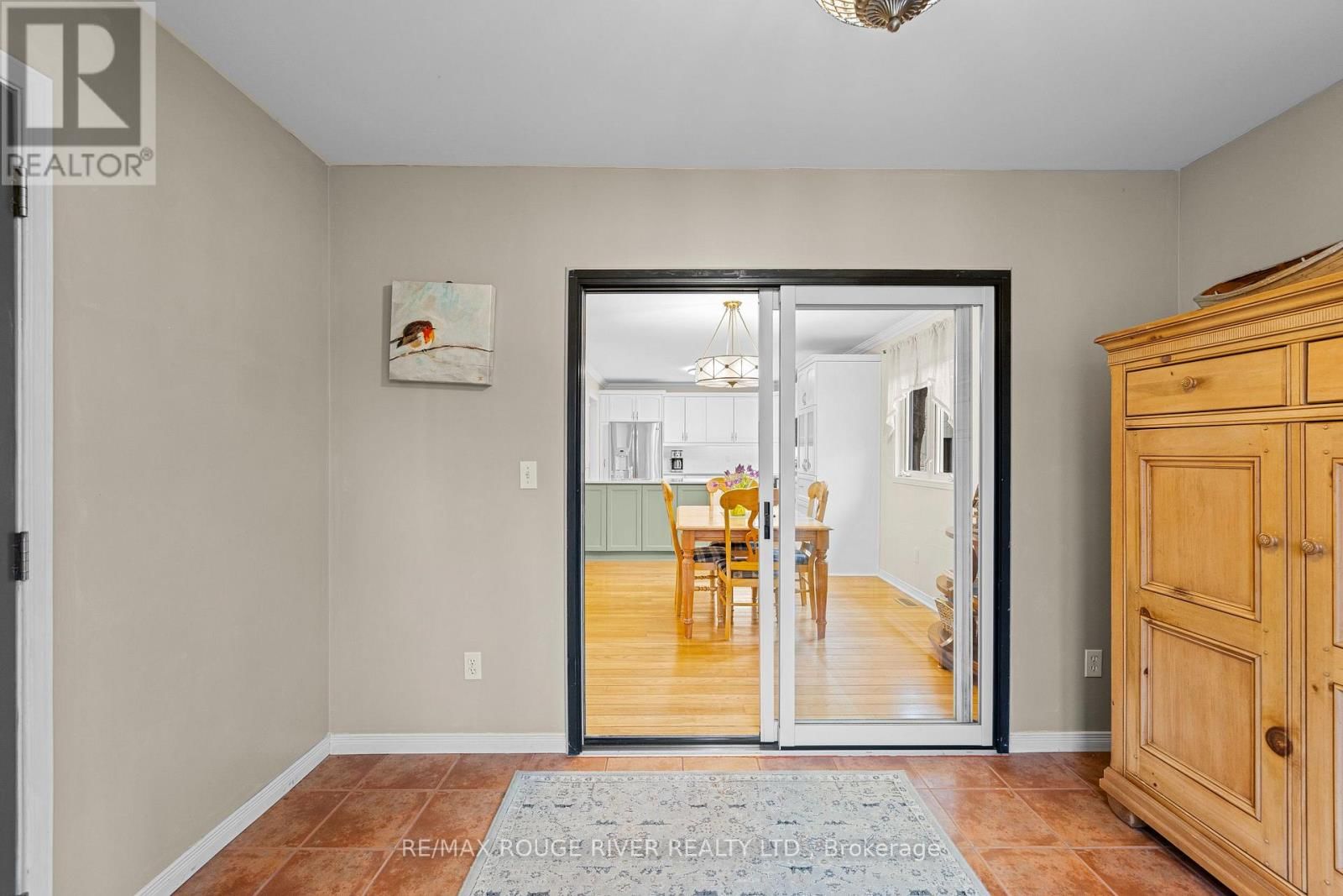 14 - 10126 LONGSAULT ROAD Image 5