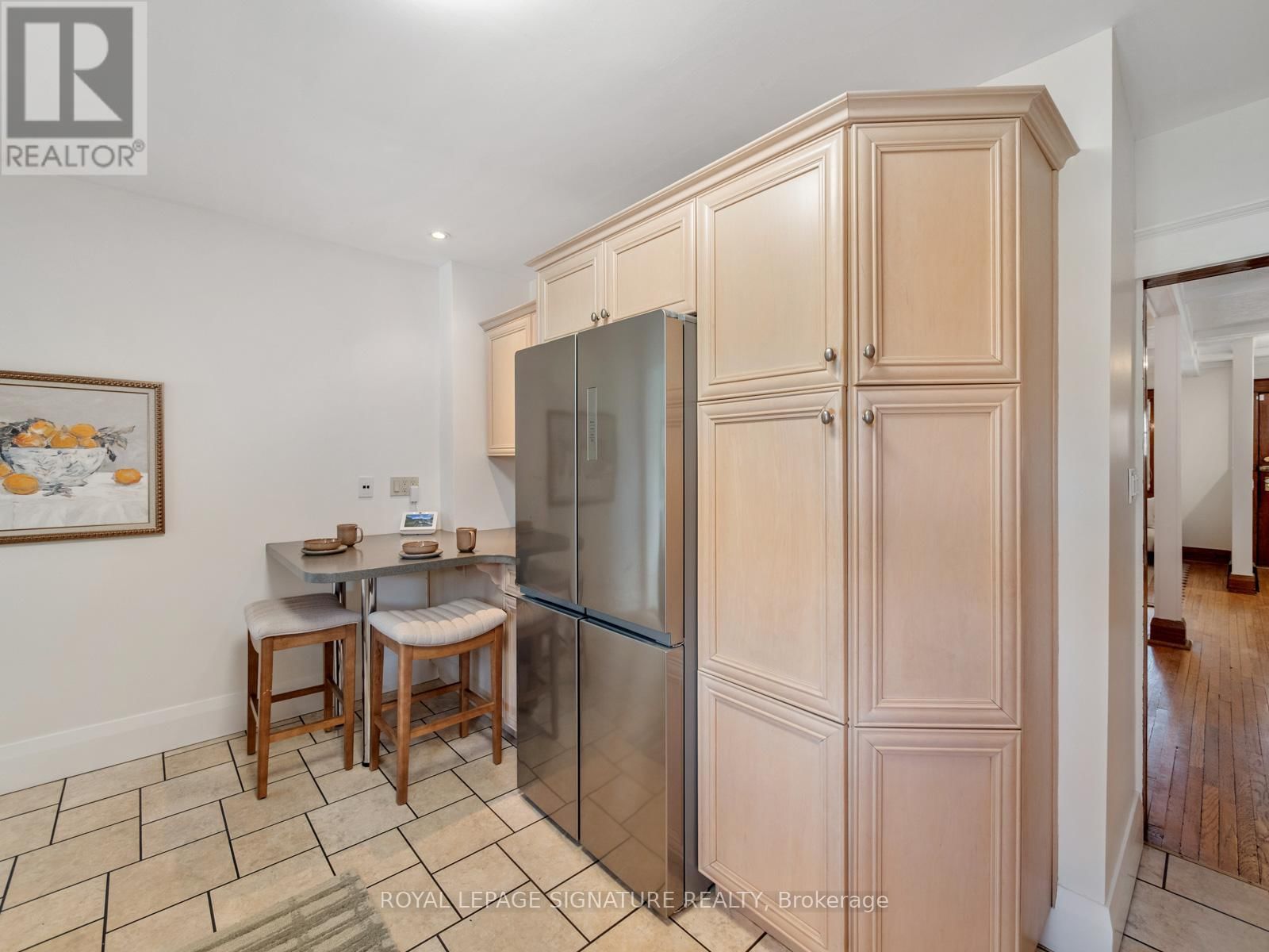 120 HOLLYWOOD CRESCENT Image 15