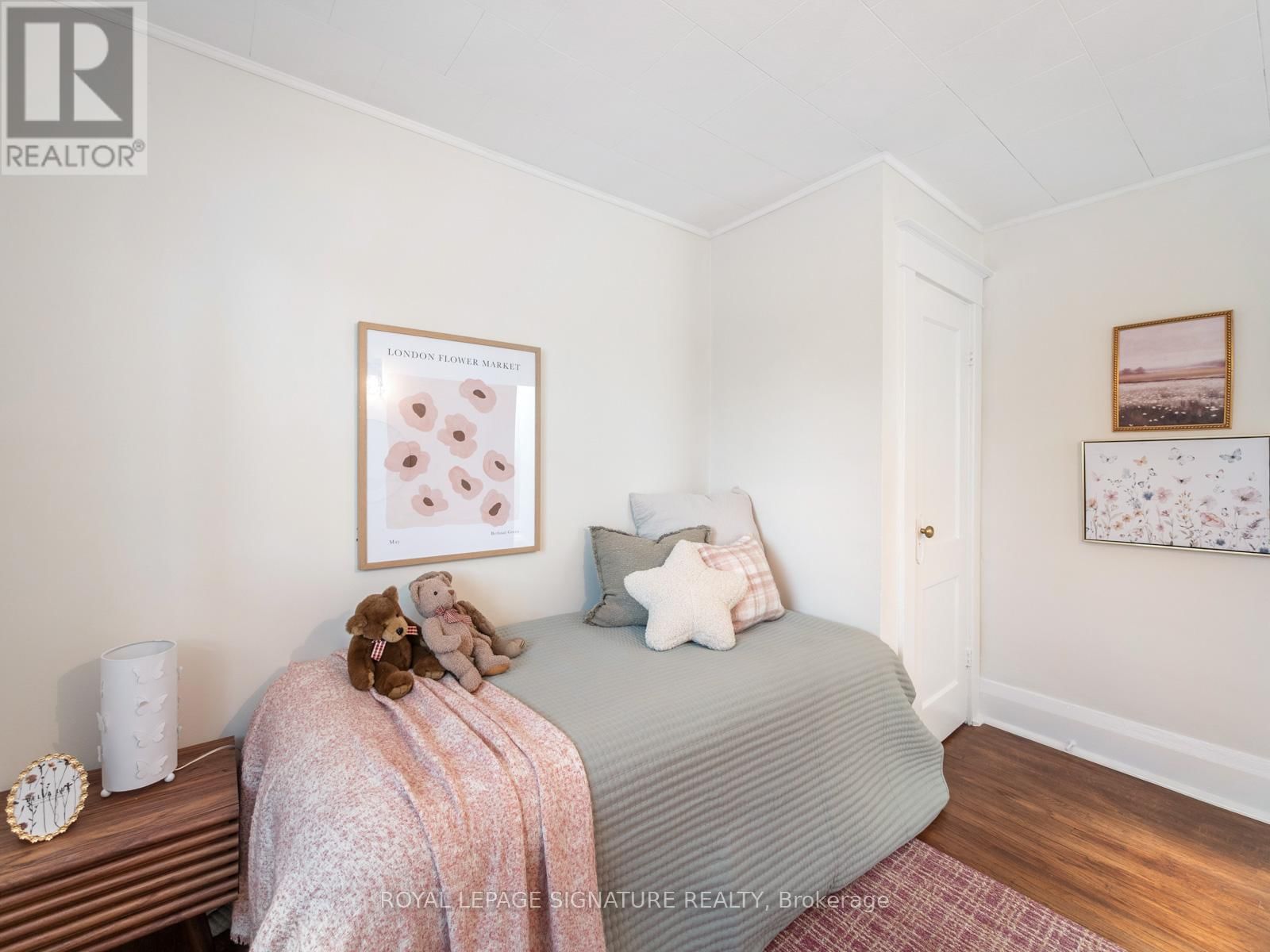 120 HOLLYWOOD CRESCENT Image 29