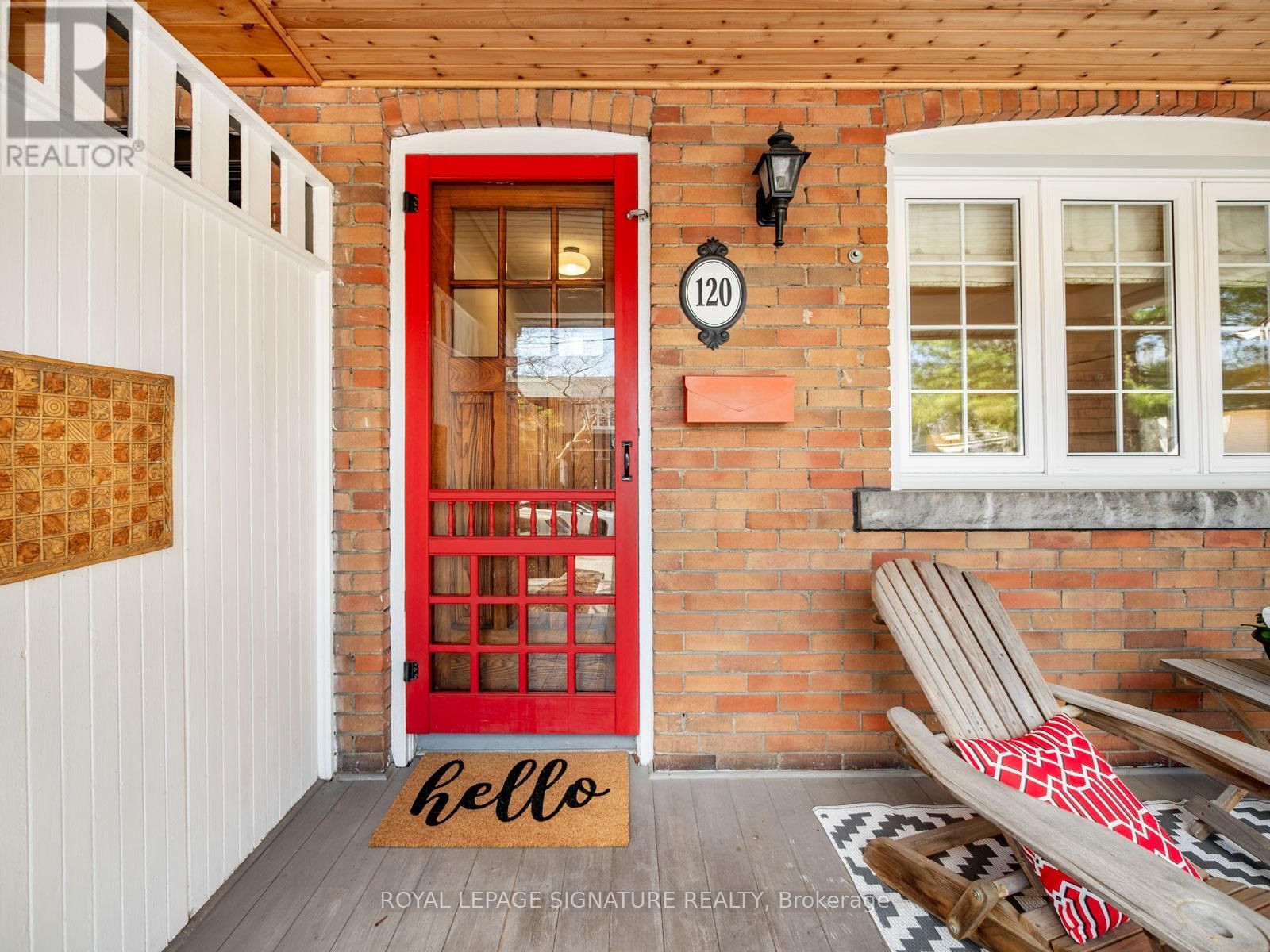 120 HOLLYWOOD CRESCENT Image 3