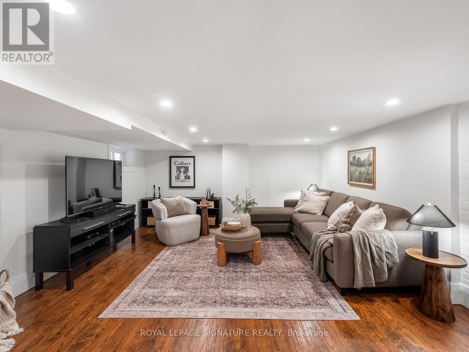 120 HOLLYWOOD CRESCENT Image 34