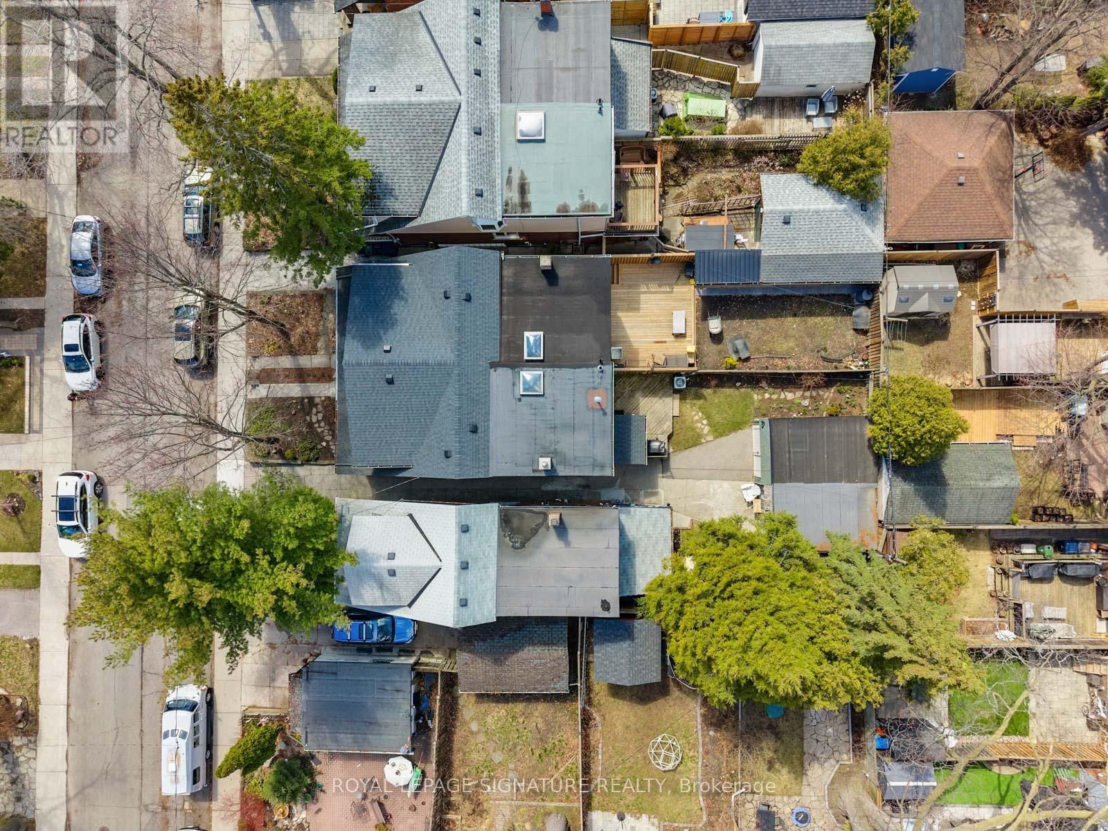 120 HOLLYWOOD CRESCENT Image 44