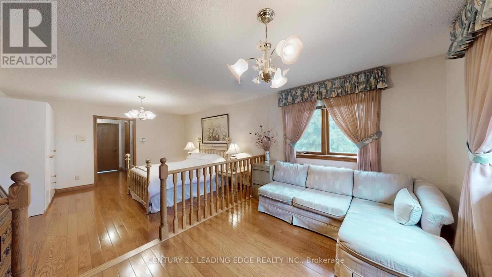 1127 OSHAWA BOULEVARD NORTH Image 31