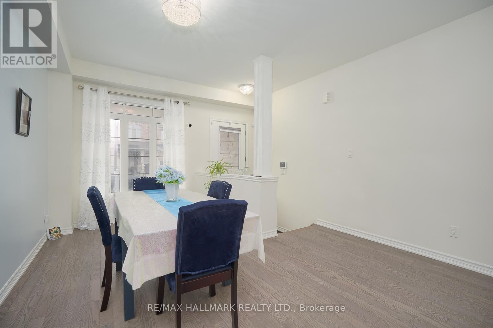 4 HICKLING LANE Image 8