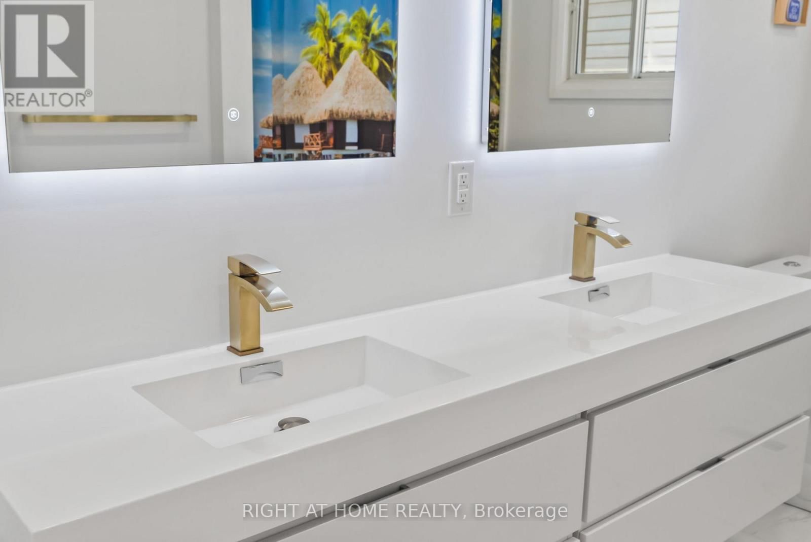 1040 BEAVER VALLEY CRESCENT Image 33