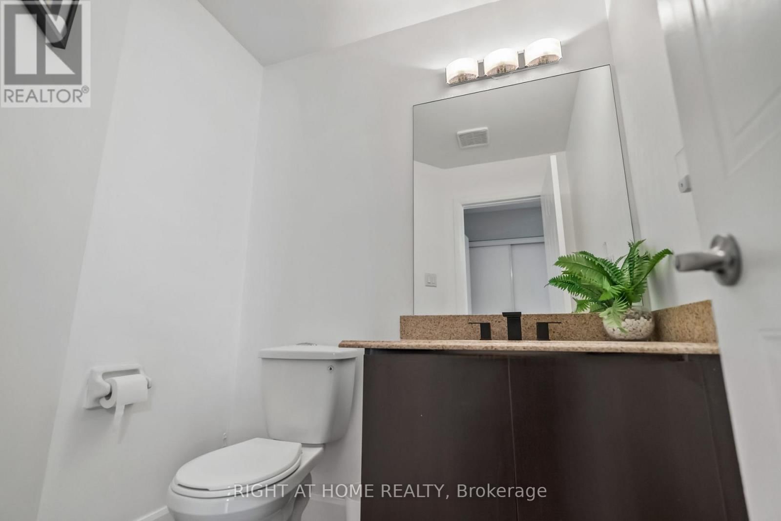 1040 BEAVER VALLEY CRESCENT Image 8